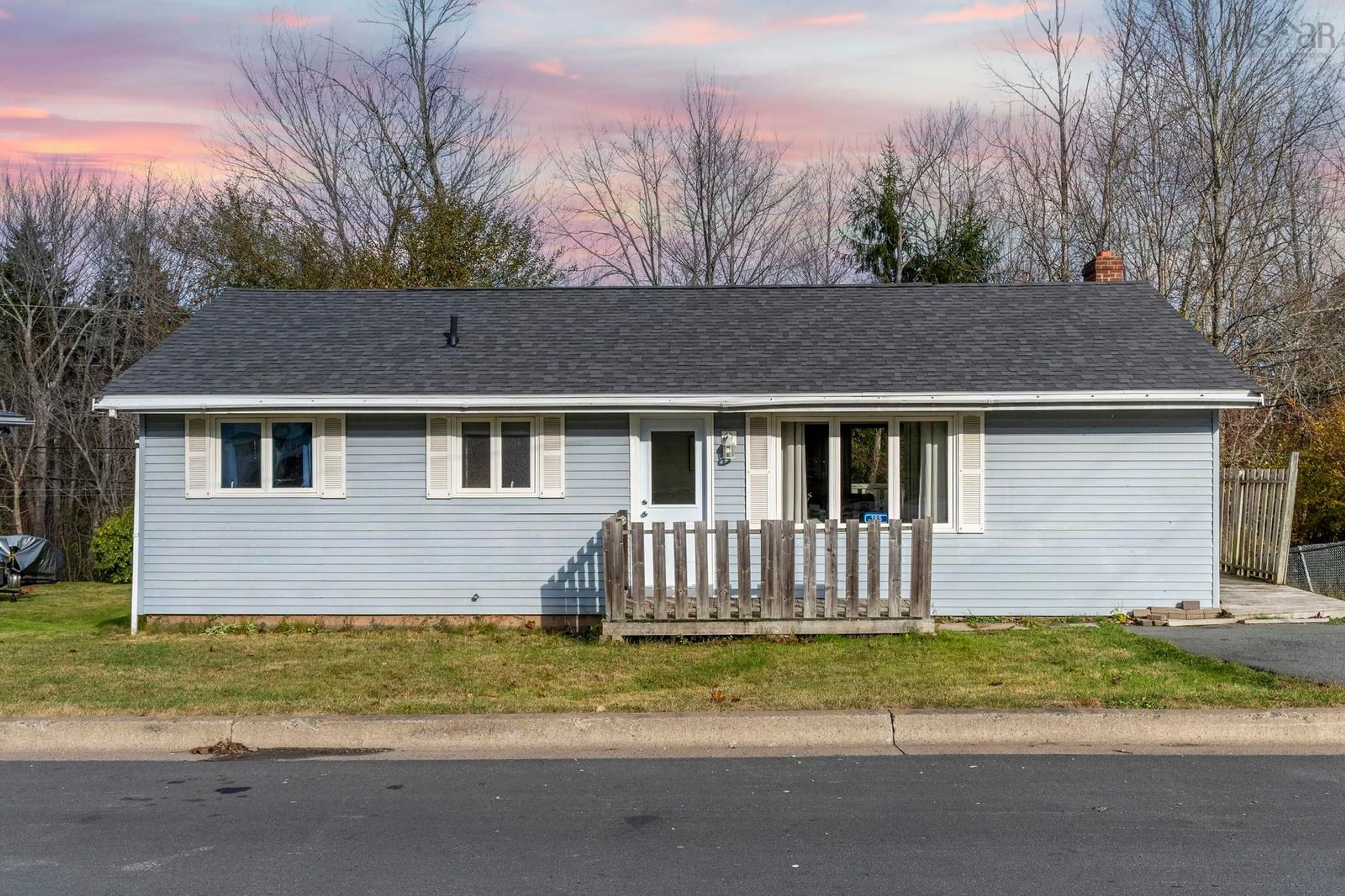 Home with vinyl exterior material, street for 185 Aspen Cres, Lower Sackville Nova Scotia B4C 1E2