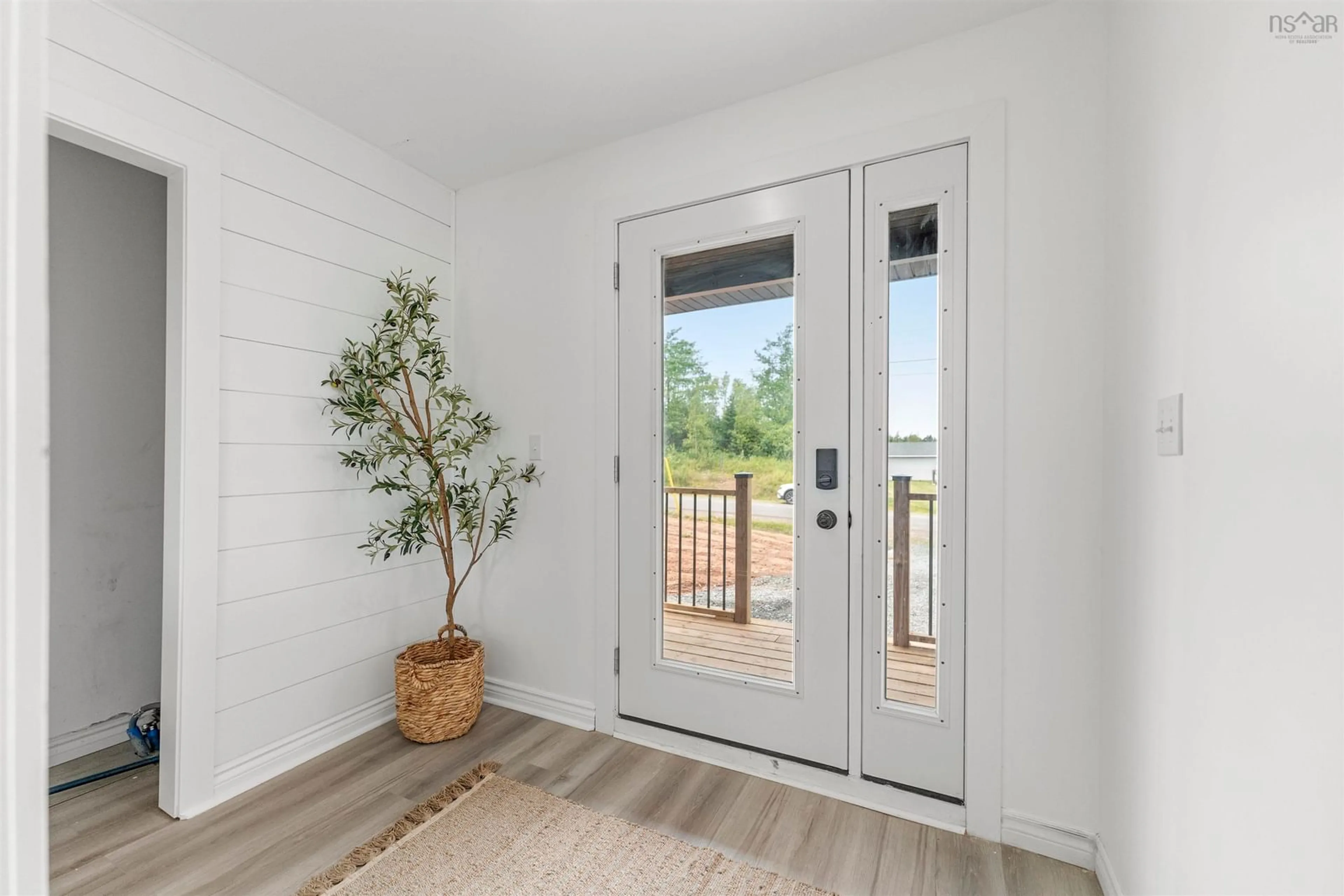 Indoor entryway for 133/135 Blainedale Dr, Salmon River Nova Scotia B2N 6M3