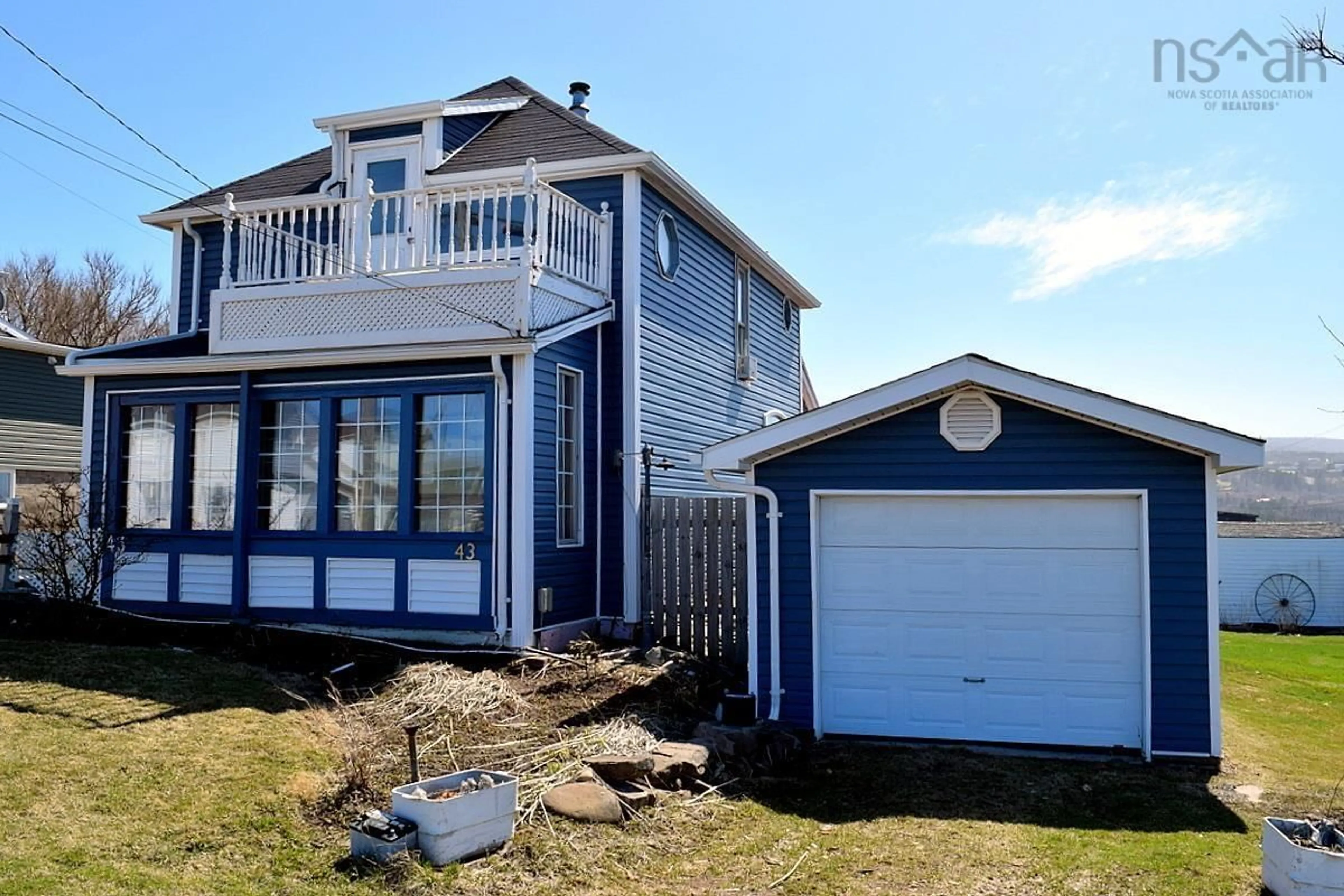 Home with vinyl exterior material, unknown for 43 Lower Railway St, Inverness Nova Scotia B0E 1N0