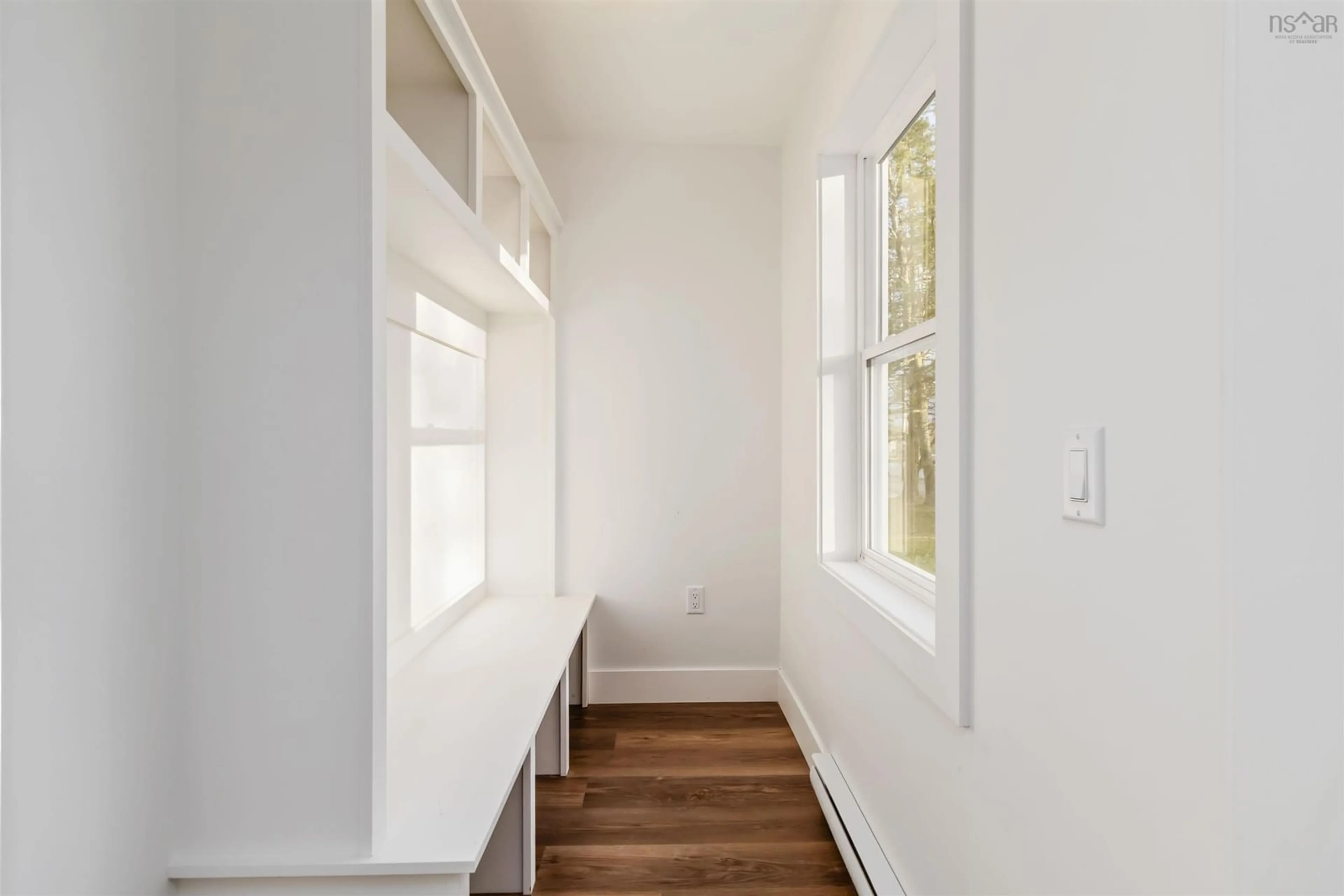 Indoor entryway for 8 Miller Rd, Elmsdale Nova Scotia B2S 1G5