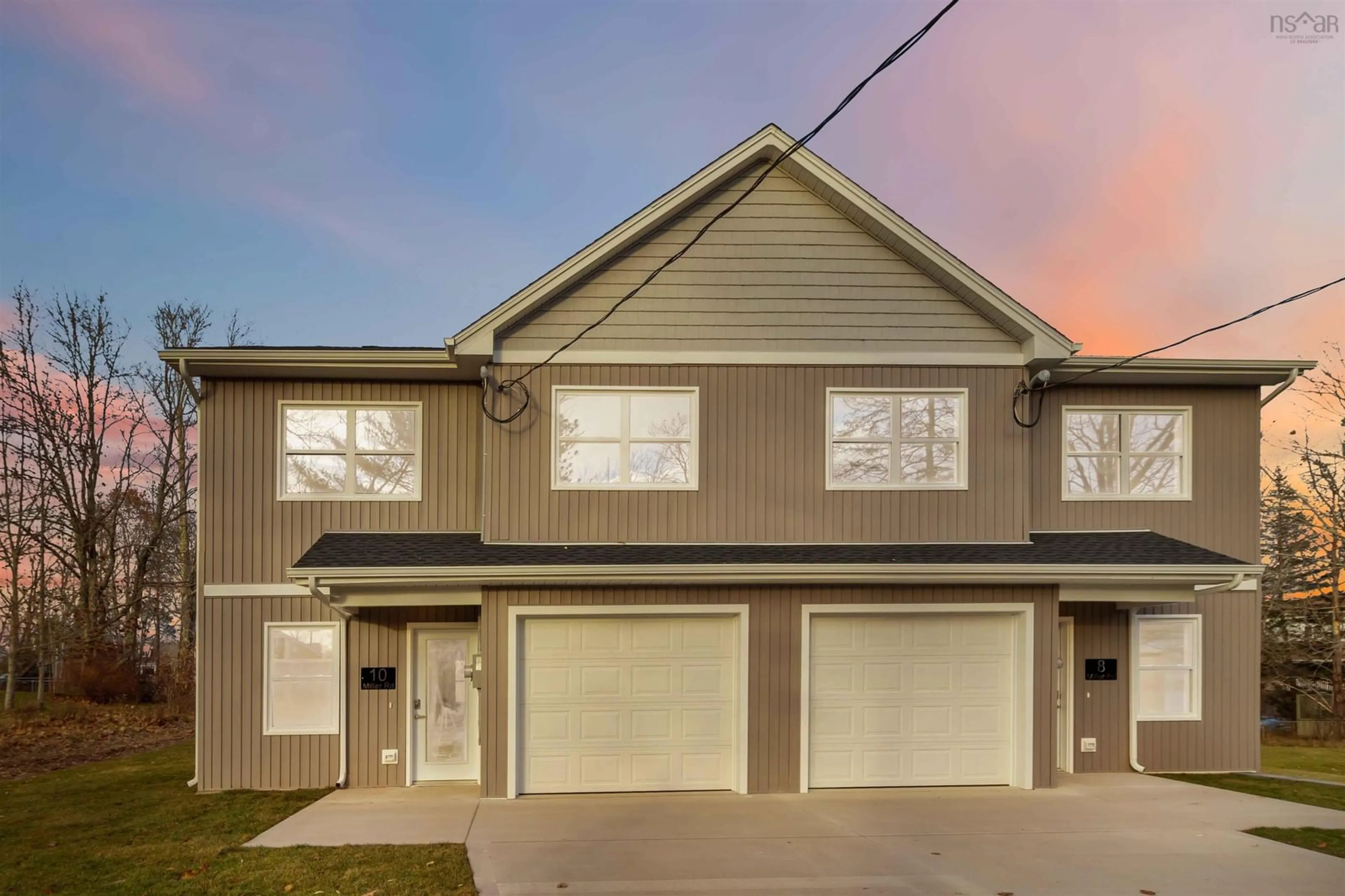 Home with vinyl exterior material, street for 10 Miller Rd, Elmsdale Nova Scotia B2S 1G5