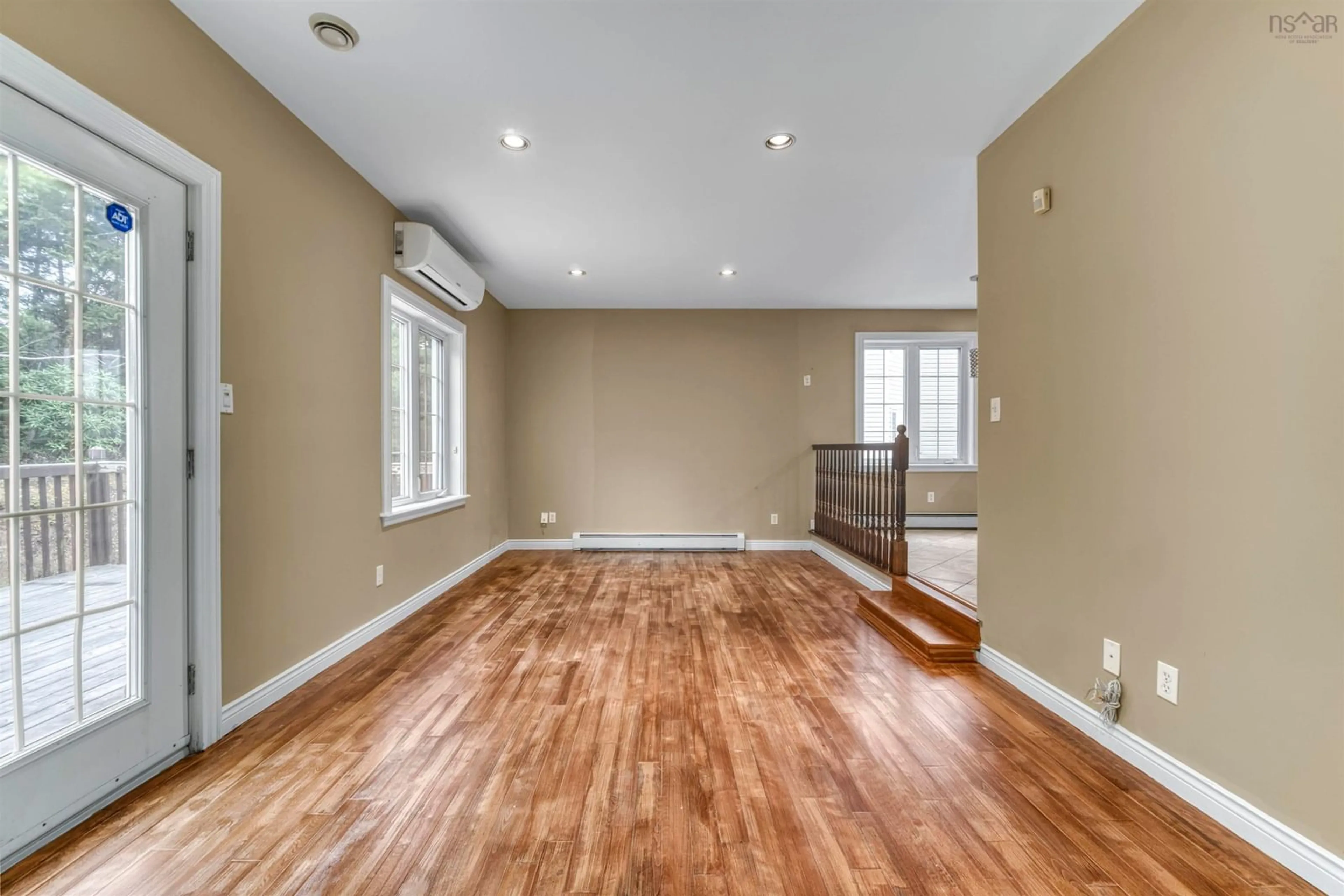 Unknown for 4 Wembley Pl, Halifax Nova Scotia B3S 1E6