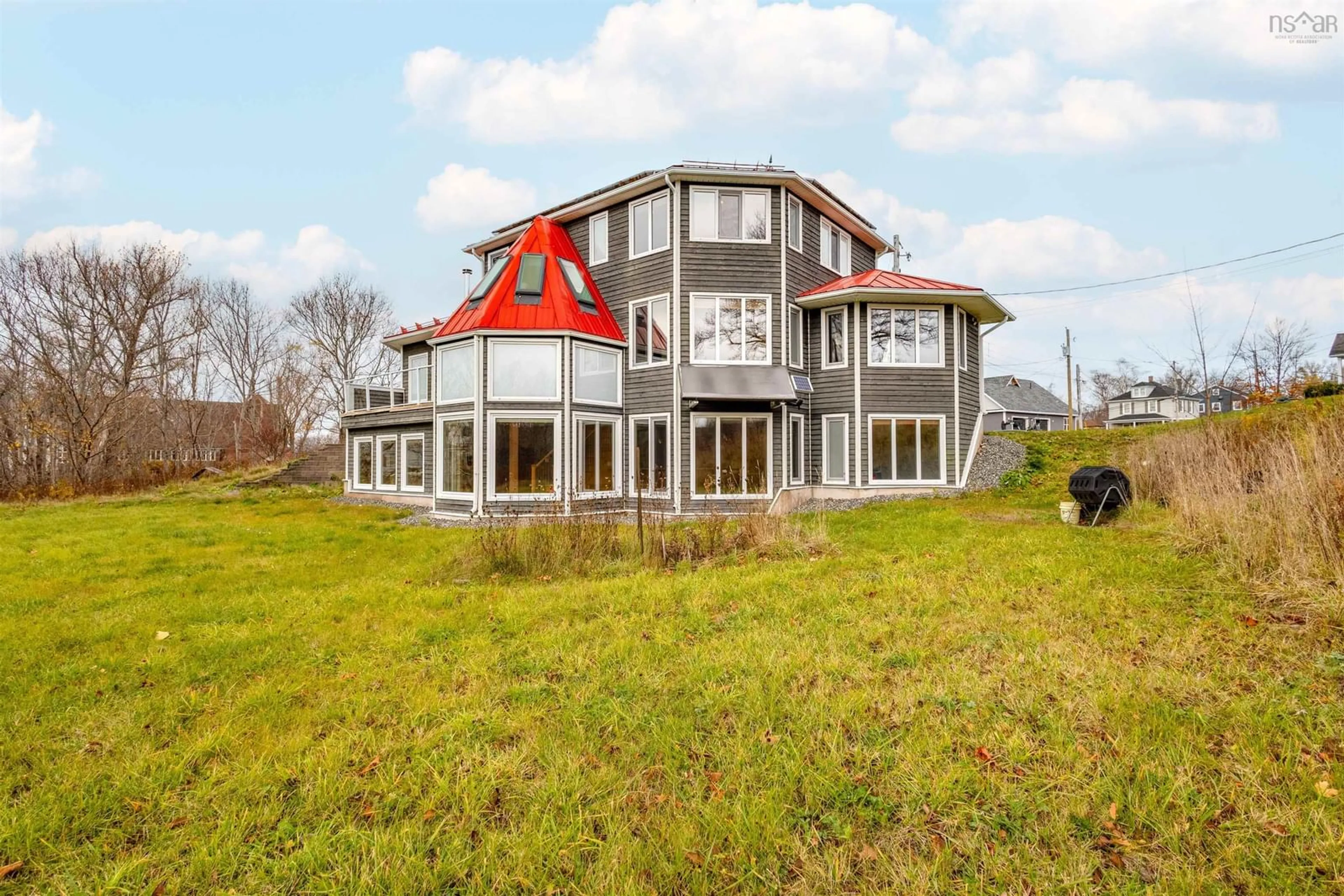 Home with vinyl exterior material, building for 15 Howe Crt, Sydney Nova Scotia B1P 0B2