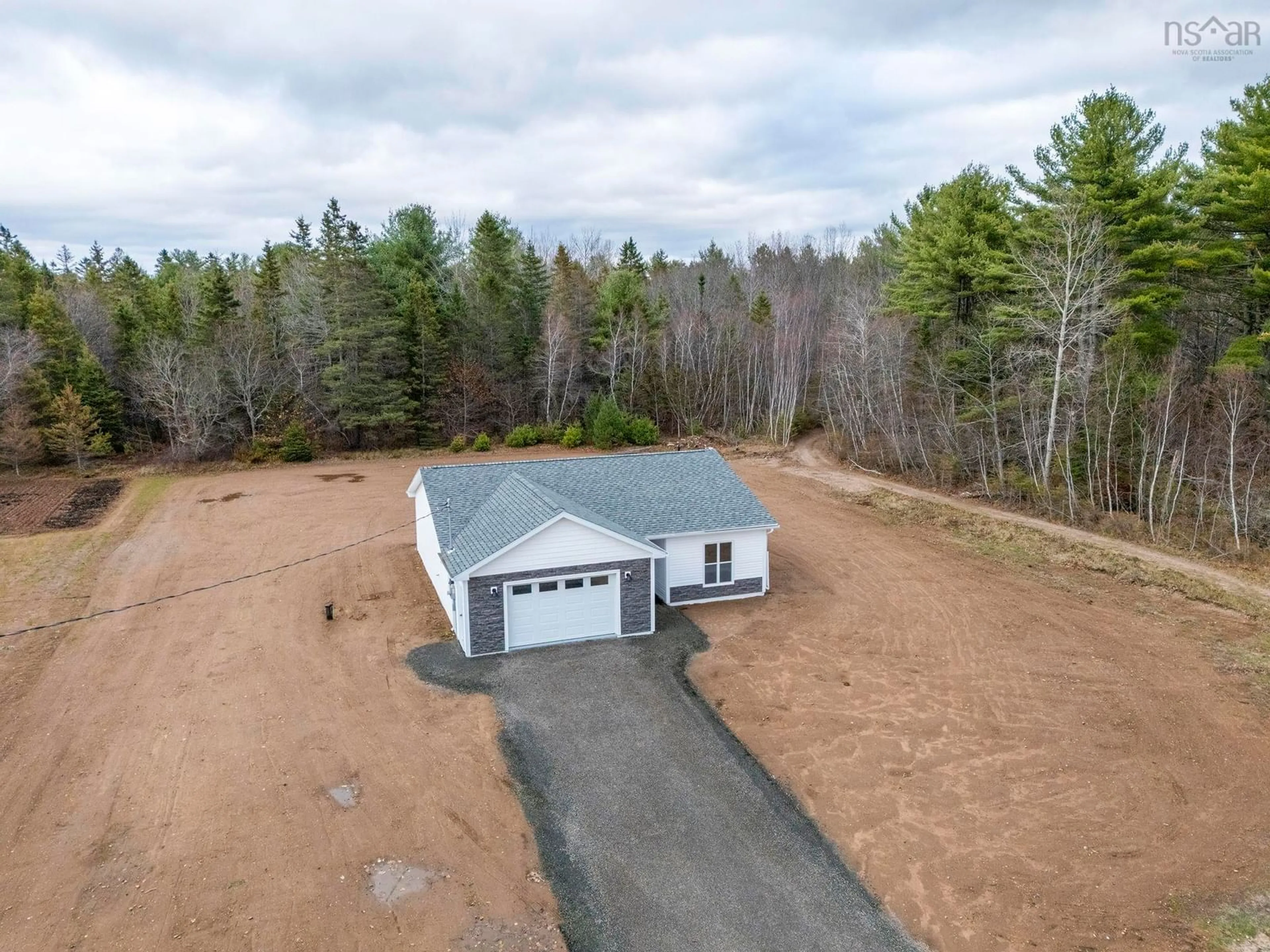 A pic from outside/outdoor area/front of a property/back of a property/a pic from drone, unknown for 71 Vendora Dr, Nictaux Nova Scotia B0S 1P0