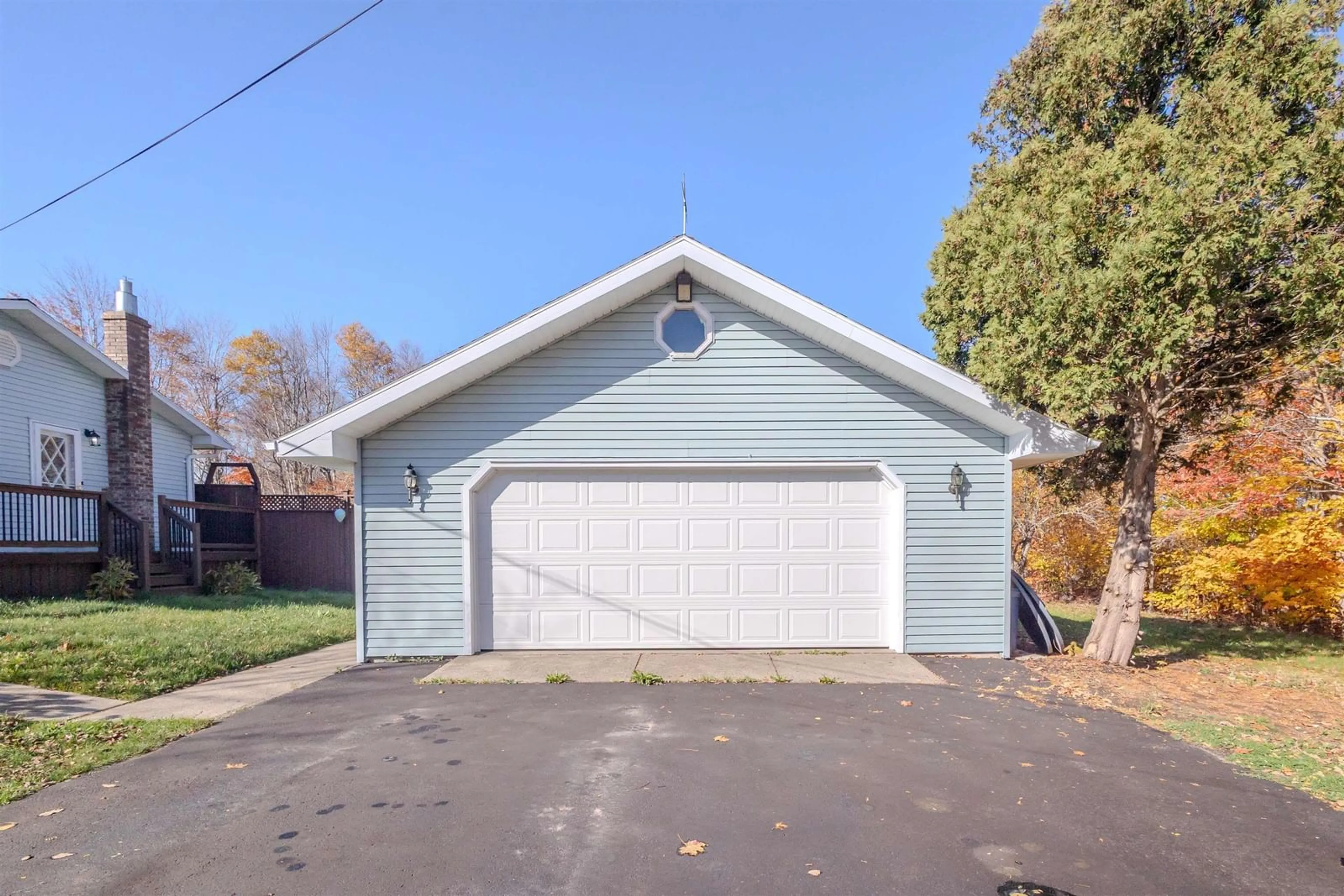 Indoor garage for 22 Oakland Dr, Howie Centre Nova Scotia B1L 1H1