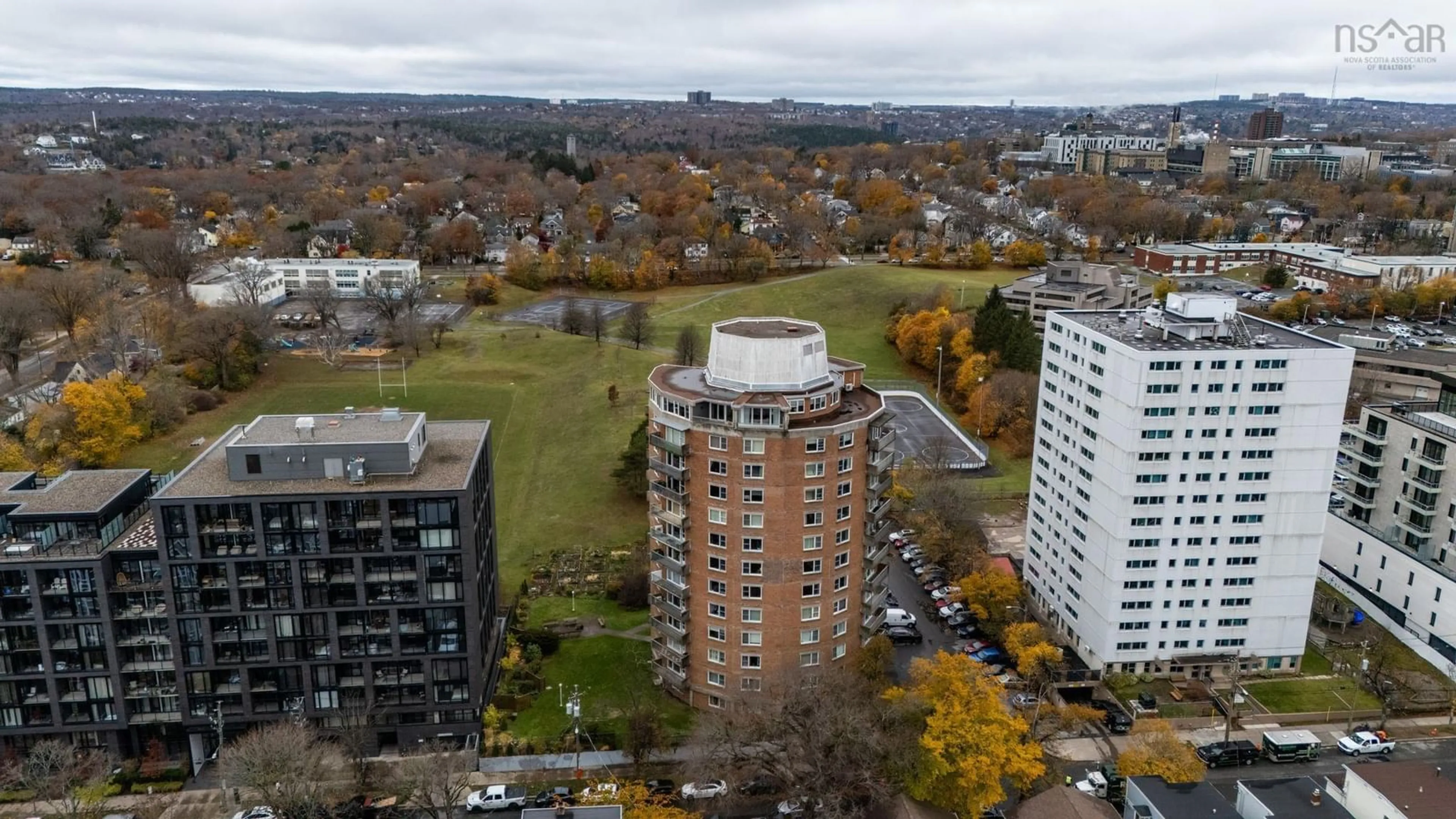 A pic from outside/outdoor area/front of a property/back of a property/a pic from drone, city buildings view from balcony for 1074 Wellington St #804, Halifax Nova Scotia B3H 2Z8
