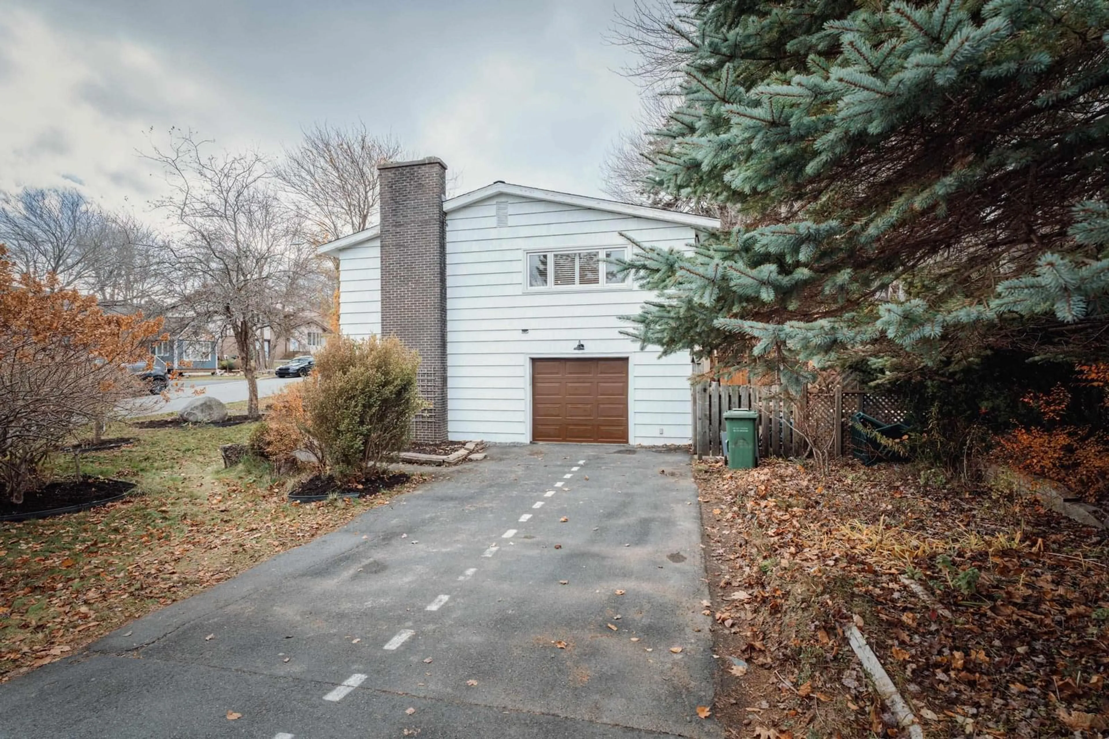 Unknown for 29 Scarlet Rd, Halifax Nova Scotia B3M 1L2