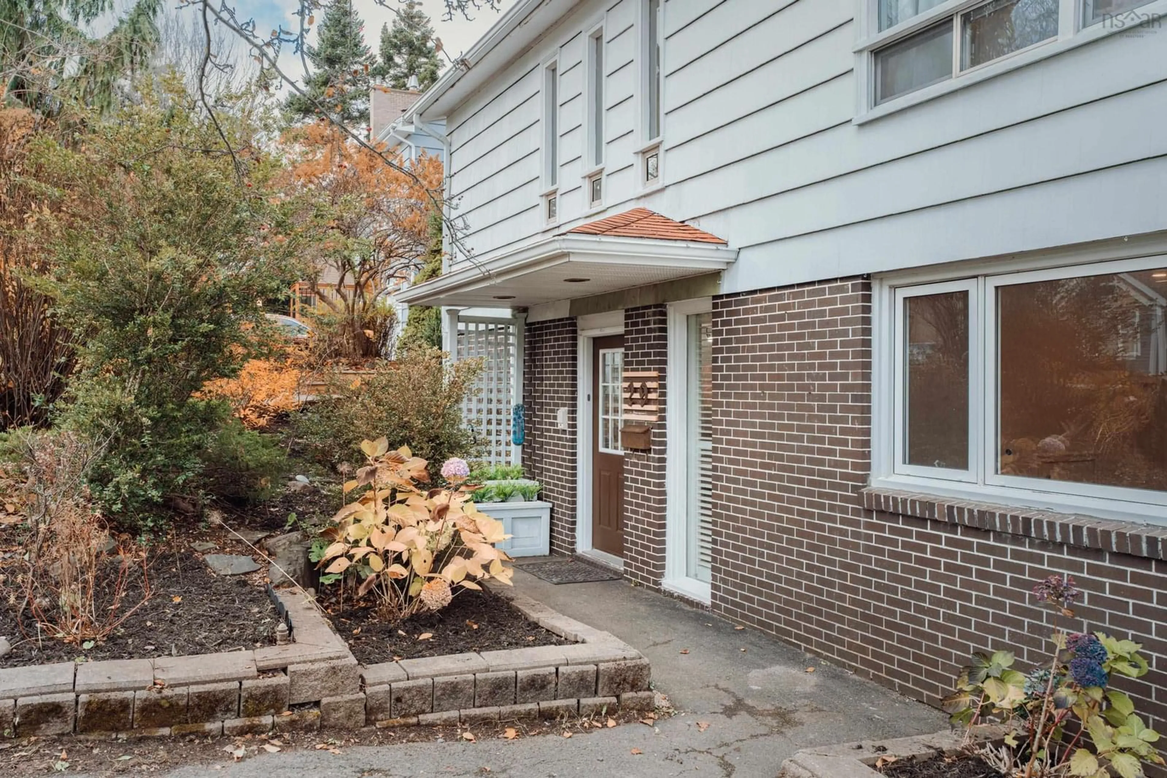 Unknown for 29 Scarlet Rd, Halifax Nova Scotia B3M 1L2