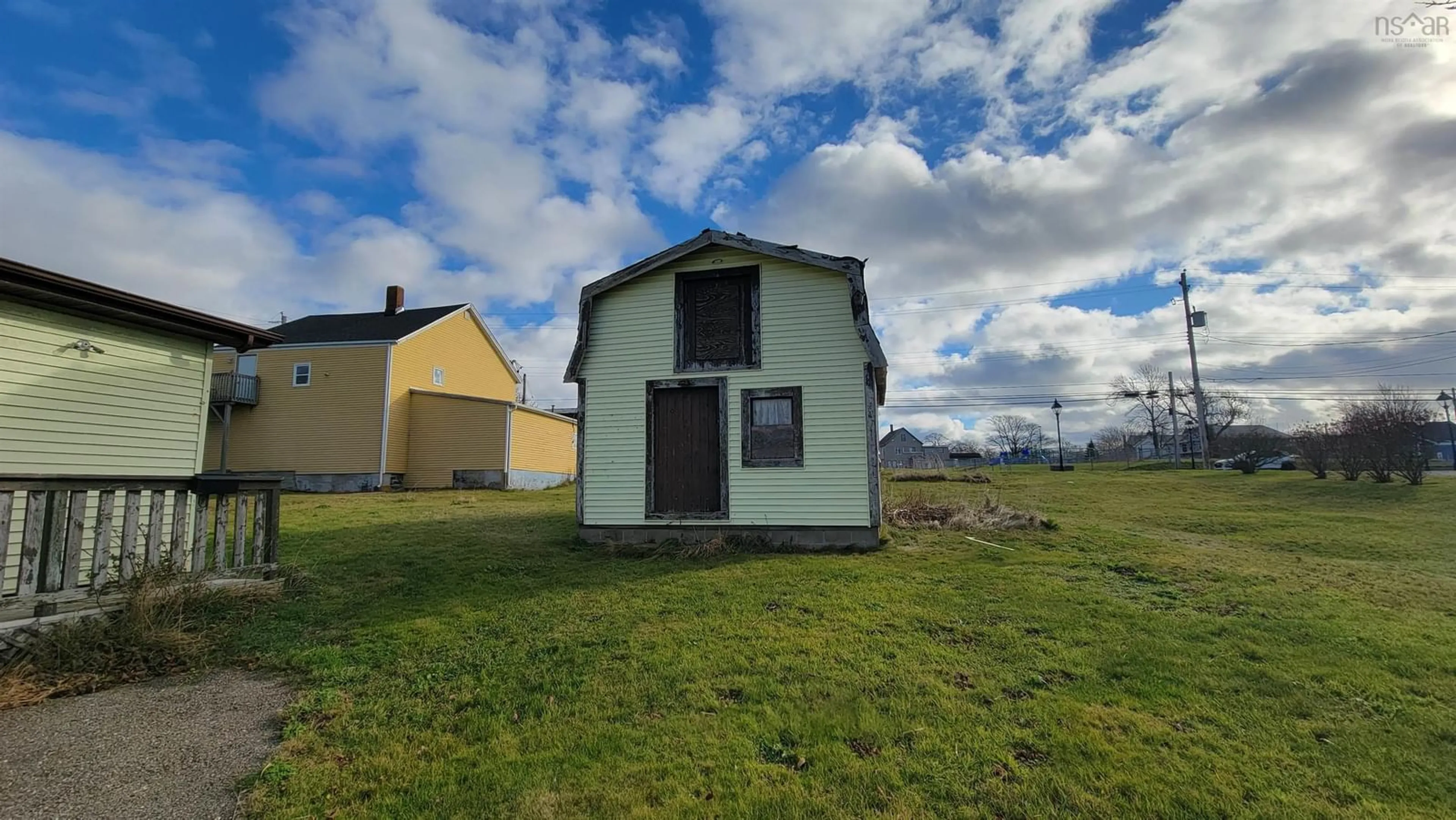 A pic from outside/outdoor area/front of a property/back of a property/a pic from drone, building for 12 Porters Lane, Yarmouth Nova Scotia B5A 3S1
