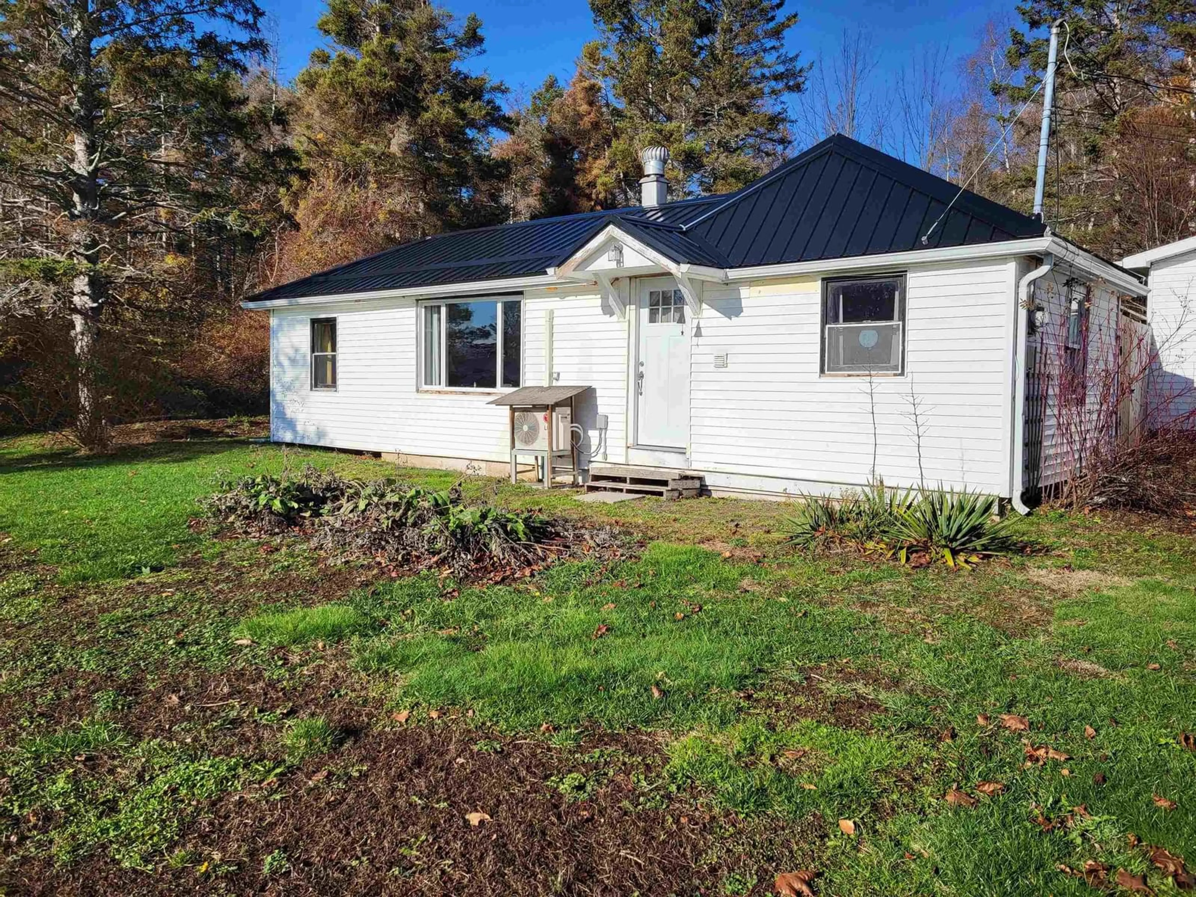 A pic from outside/outdoor area/front of a property/back of a property/a pic from drone, unknown for 519 Inglewood Rd, Beaconsfield Nova Scotia B0S 1C0