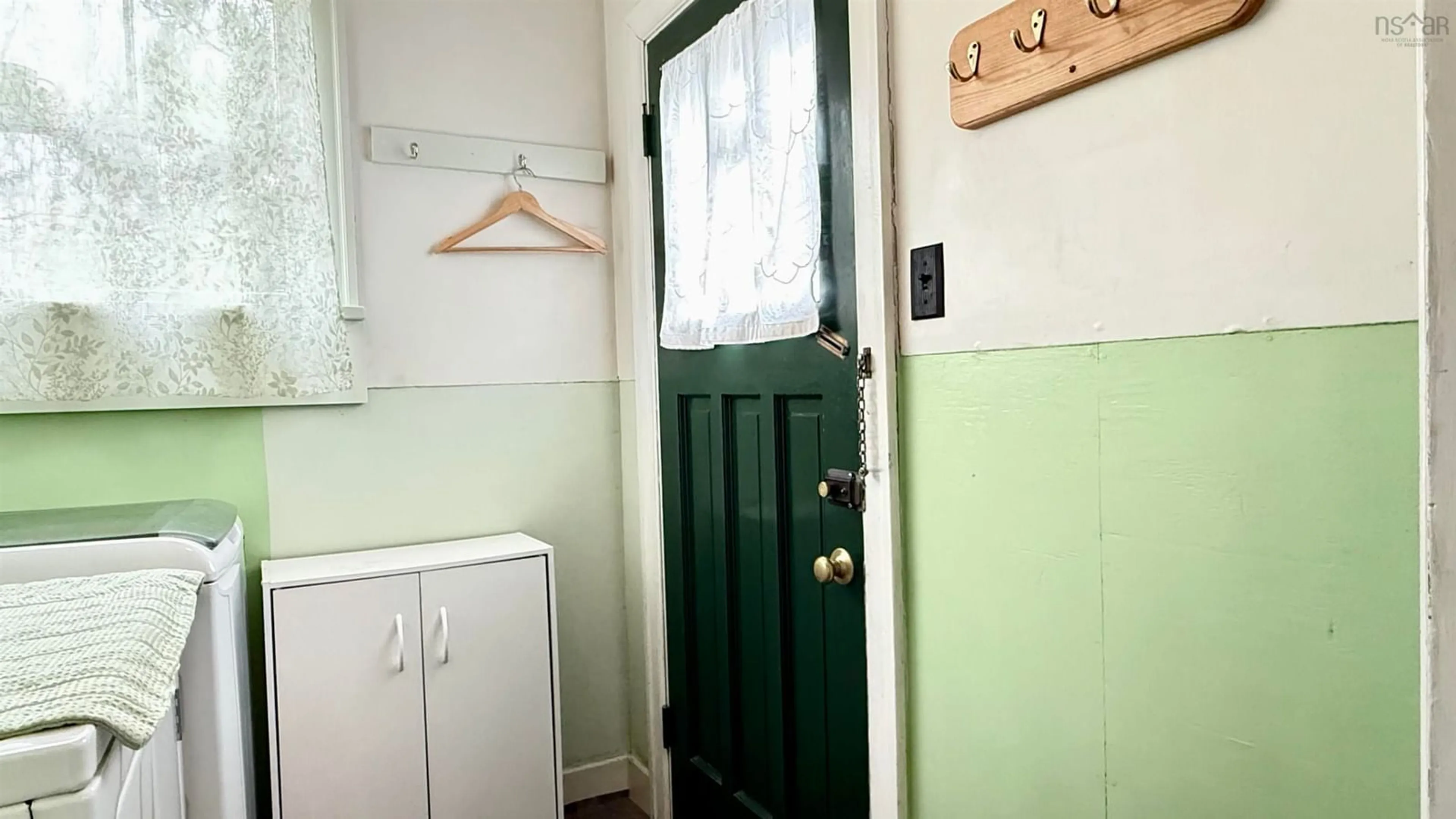 Unknown for 102 Cottage Street, Pictou Nova Scotia B0K 1H0