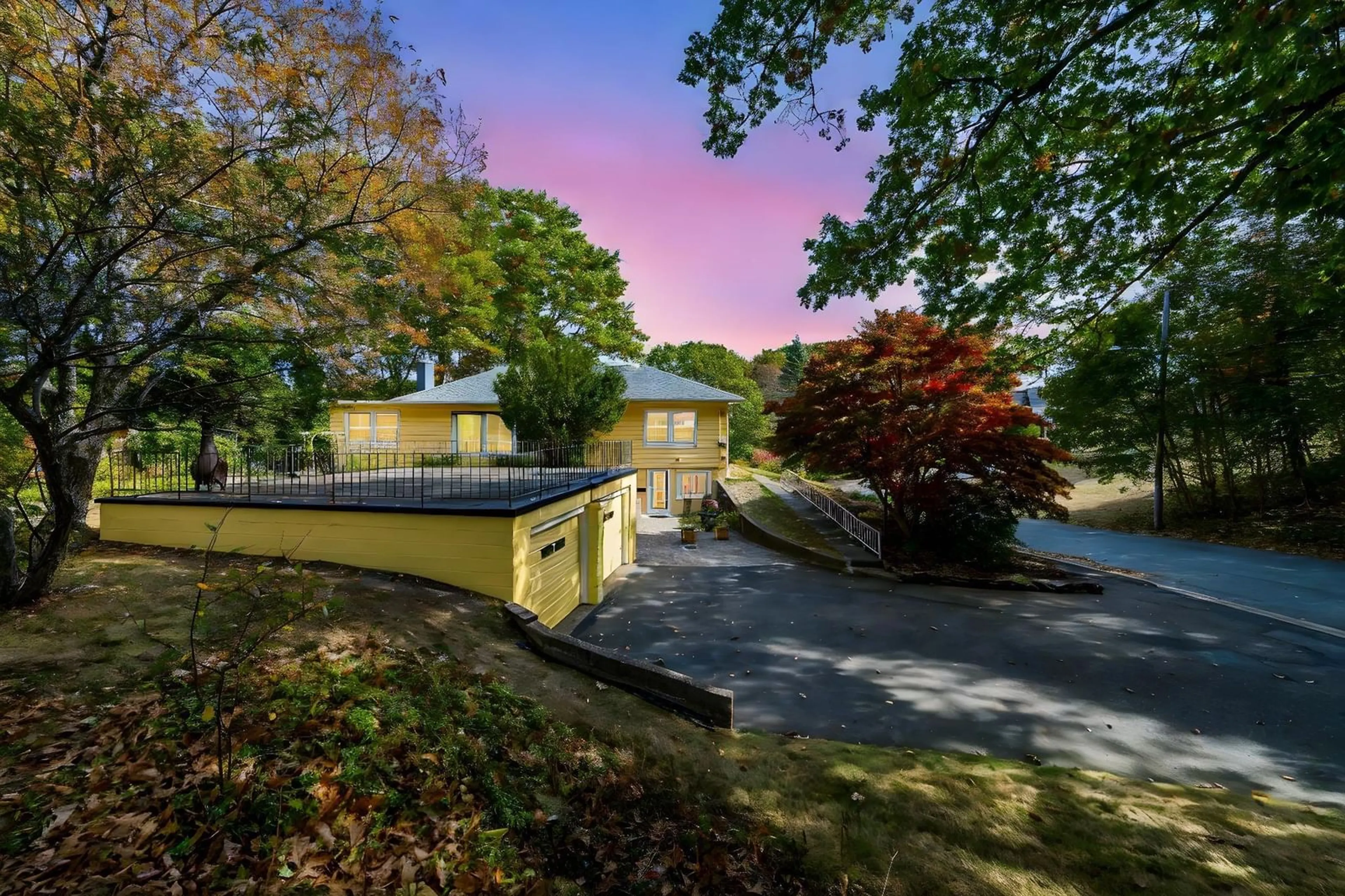 A pic from outside/outdoor area/front of a property/back of a property/a pic from drone, water/lake/river/ocean view for 19 Southview Ave, Kentville Nova Scotia B4N 1W3