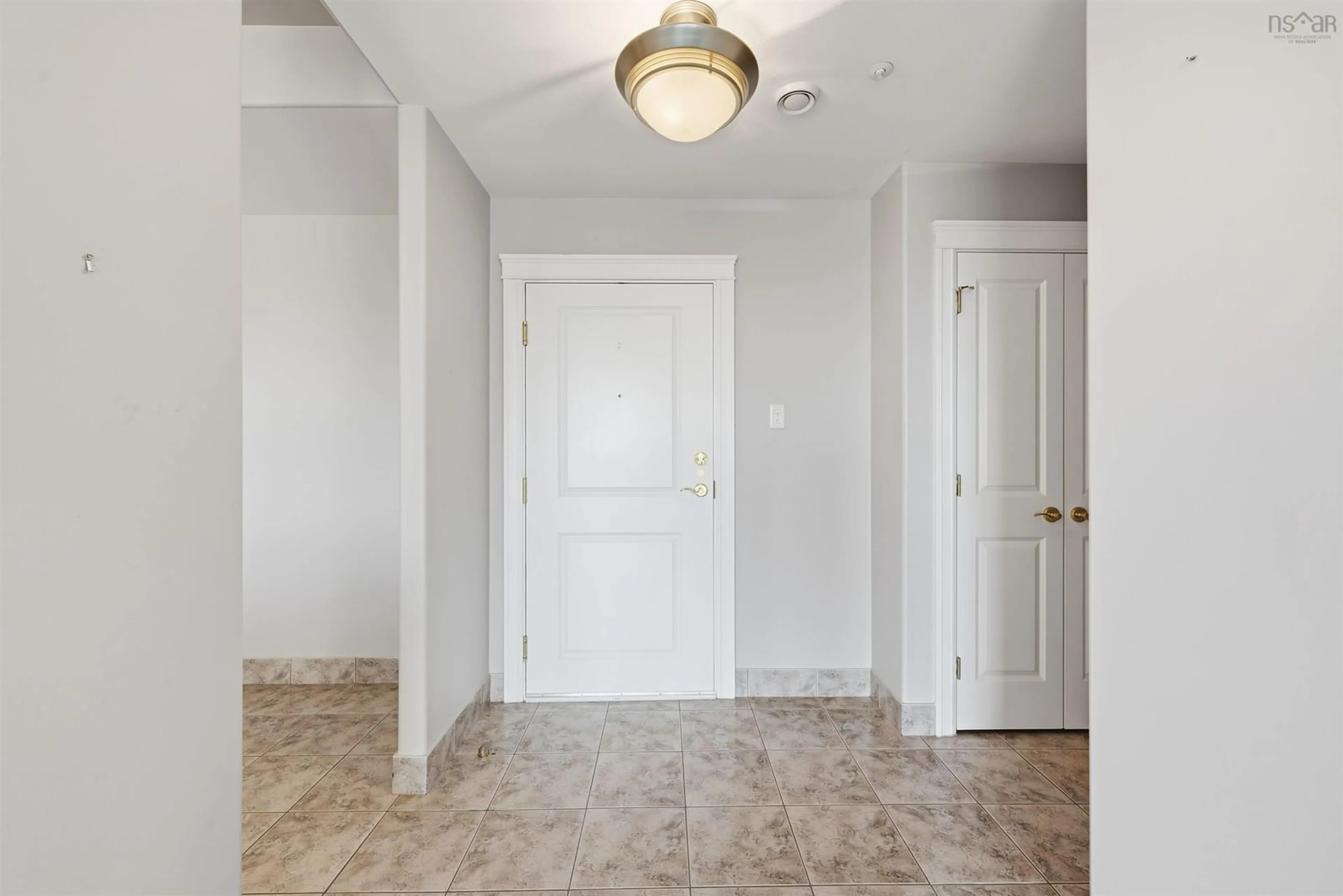 Indoor entryway for 202 Walter Havill Dr #612, Halifax Nova Scotia B3N 3M4