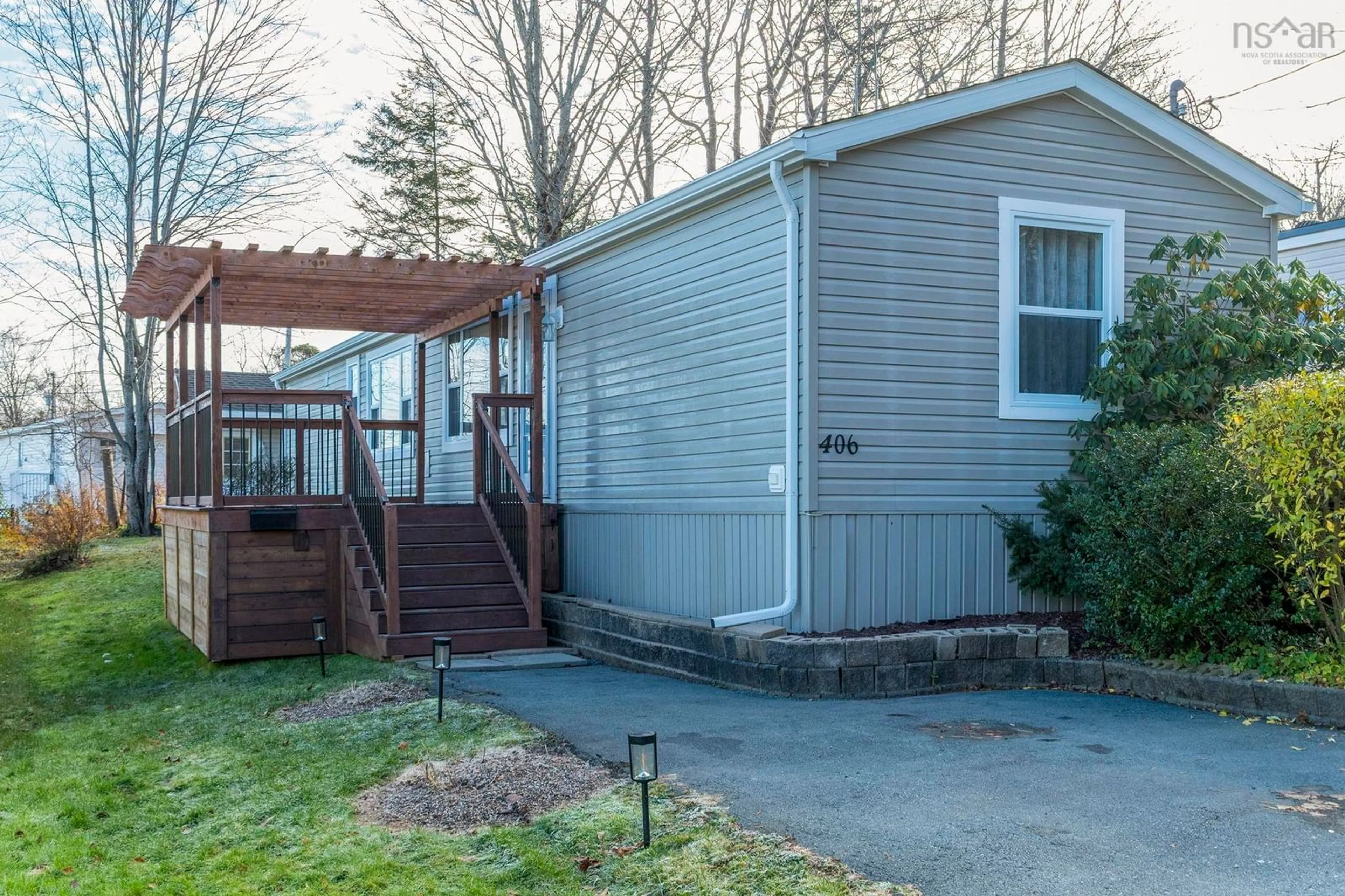 Home with vinyl exterior material, street for 406 Glen Rise Dr, Beaver Bank Nova Scotia B4E 1M3