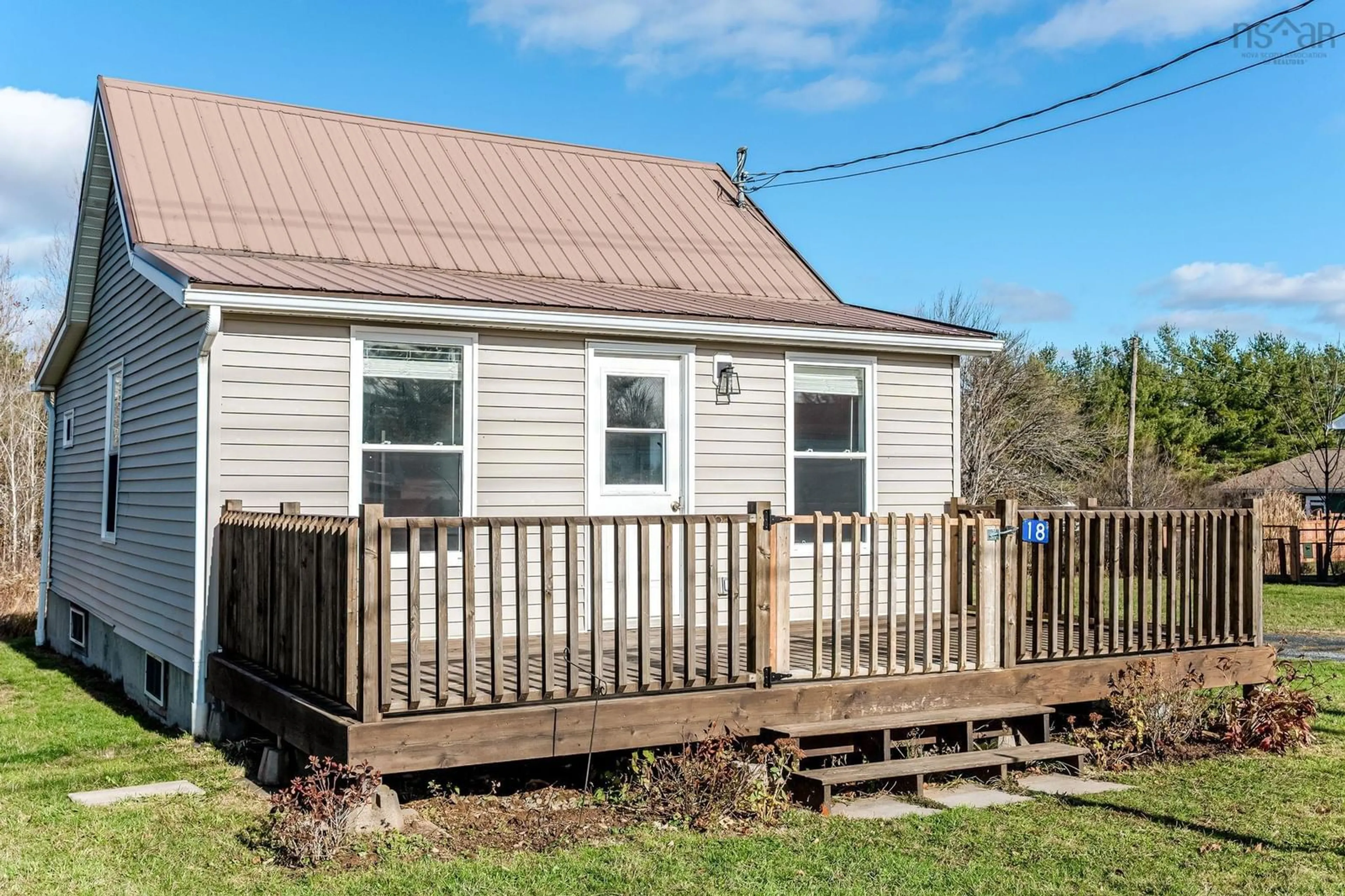 Unknown for 18 School St, Hantsport Nova Scotia B0P 1P0