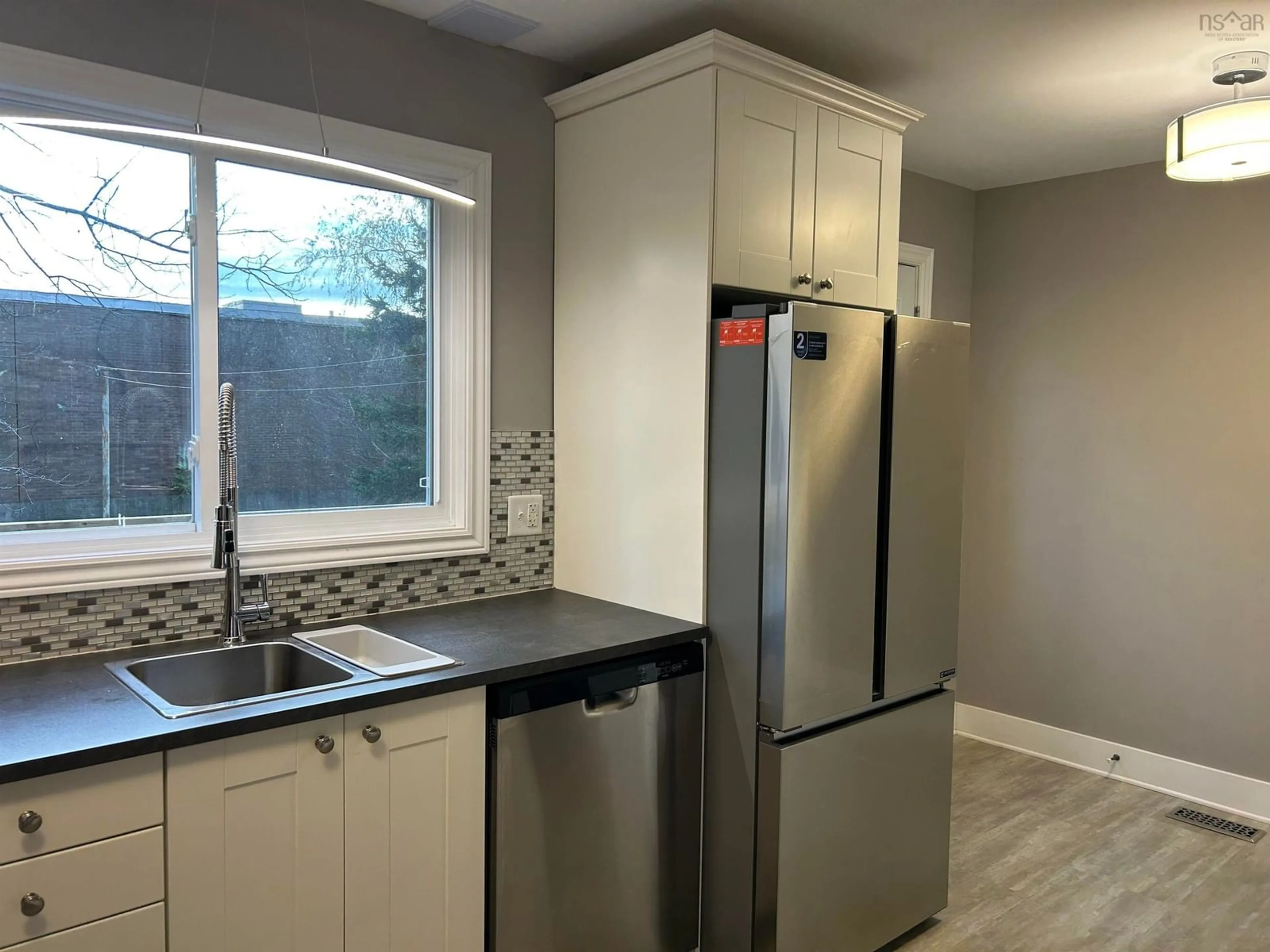 Unknown for 12A Brock St, Dartmouth Nova Scotia B2Y 3S9