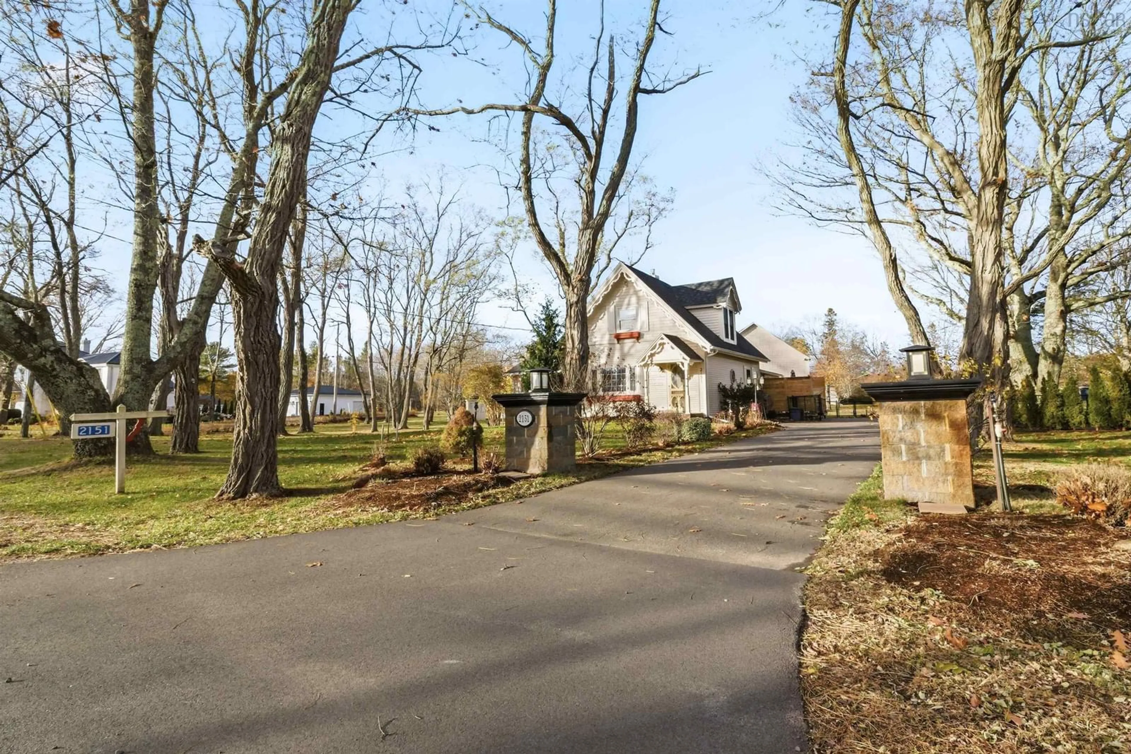 Unknown for 2151 1 Hwy, Auburn Nova Scotia B0P 0B3