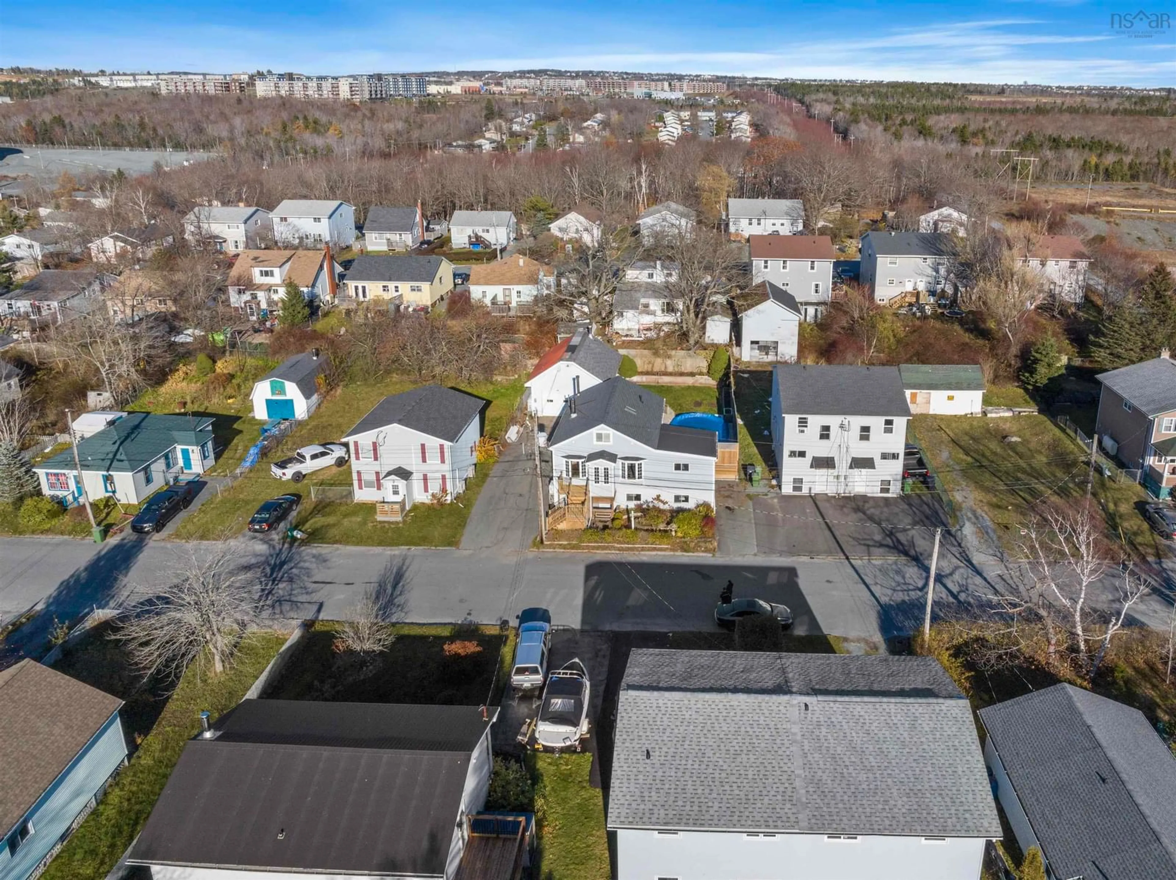 A pic from outside/outdoor area/front of a property/back of a property/a pic from drone, street for 45 High St, Dartmouth Nova Scotia B2W 1C6