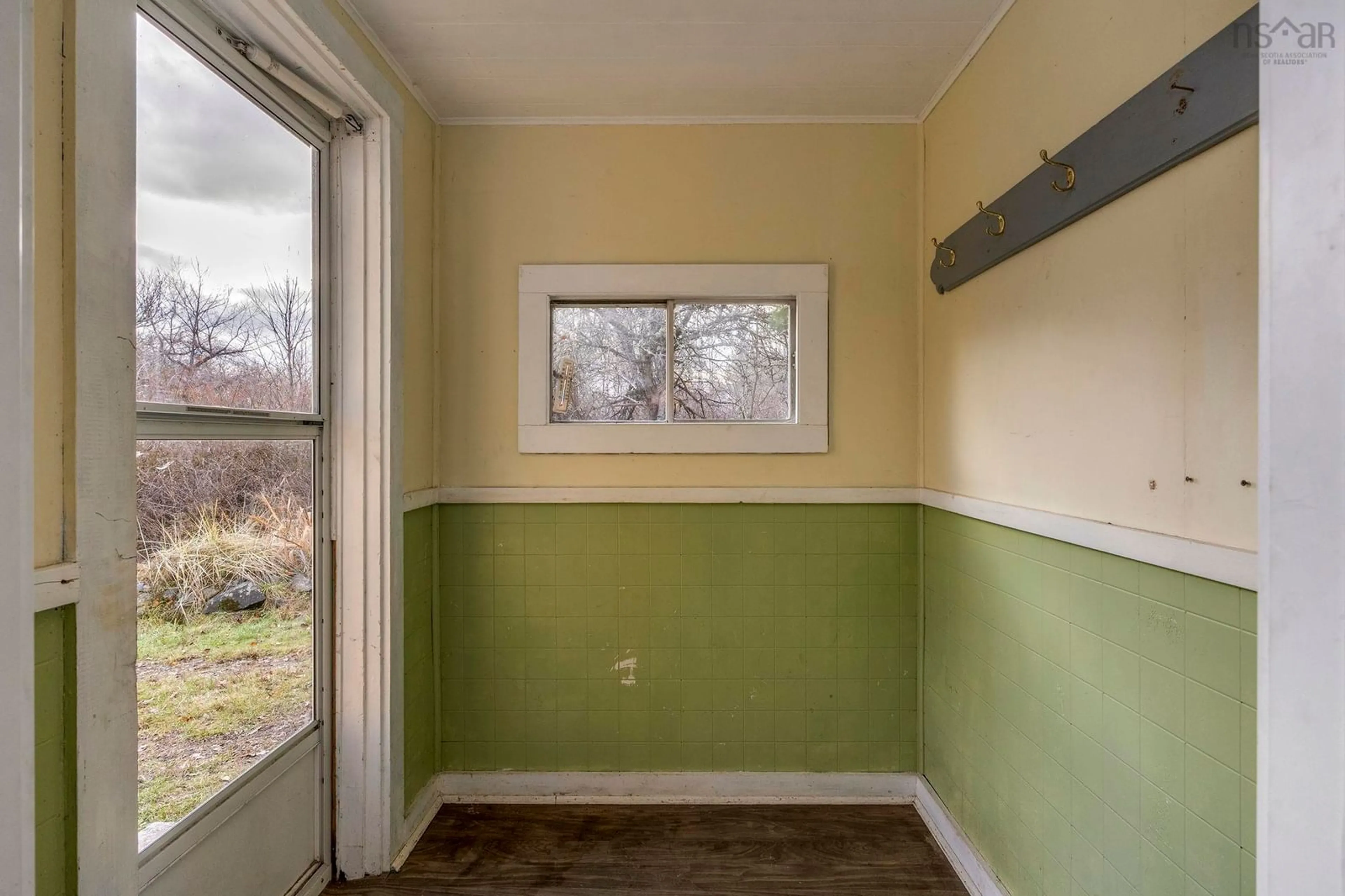 Indoor entryway for 741 Westfield Rd, Westfield Nova Scotia B0T 1B0