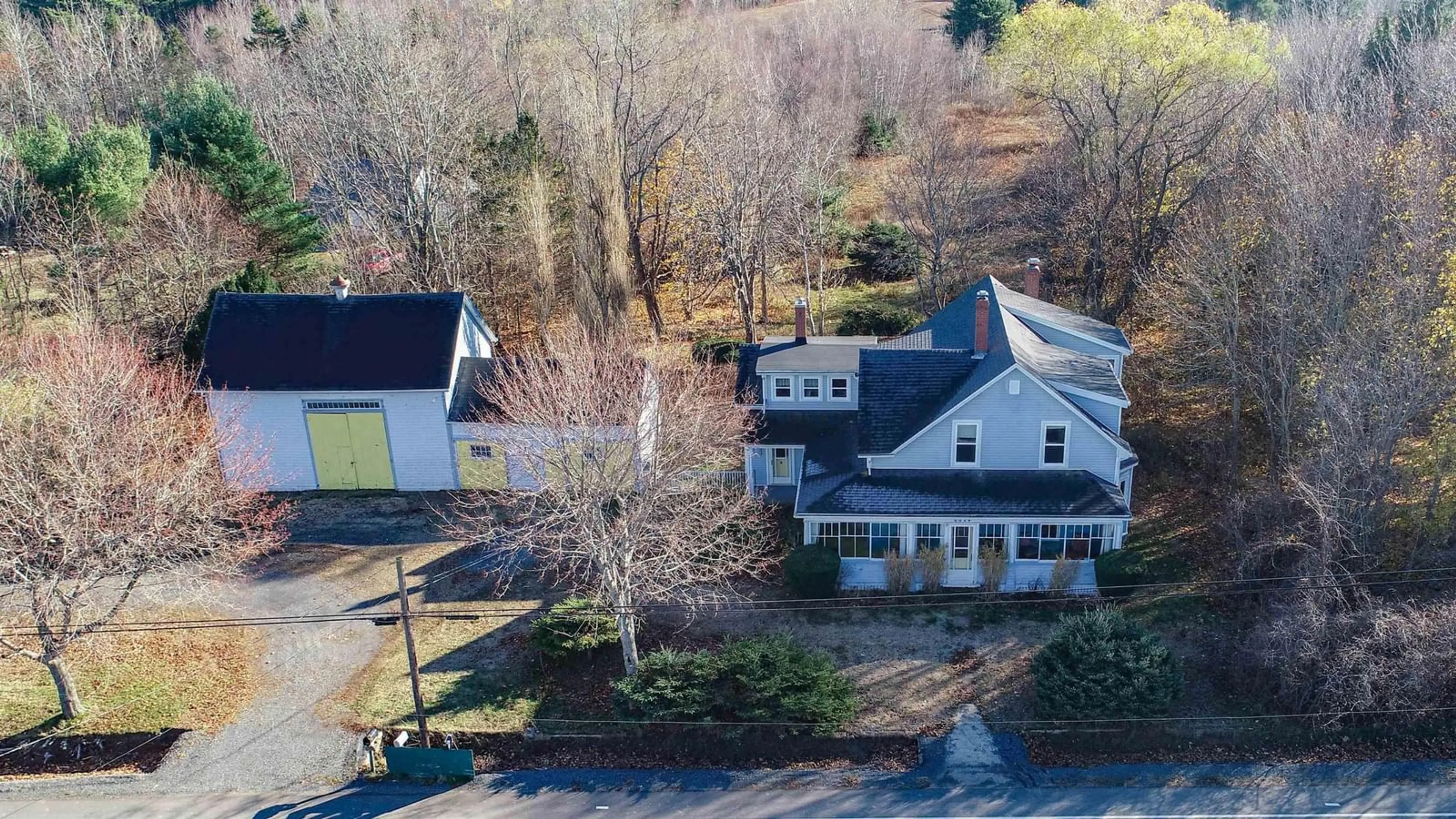 A pic from outside/outdoor area/front of a property/back of a property/a pic from drone, unknown for 6624 Highway 221 Lakeville Ns, Lakeville Nova Scotia B4N 3V7