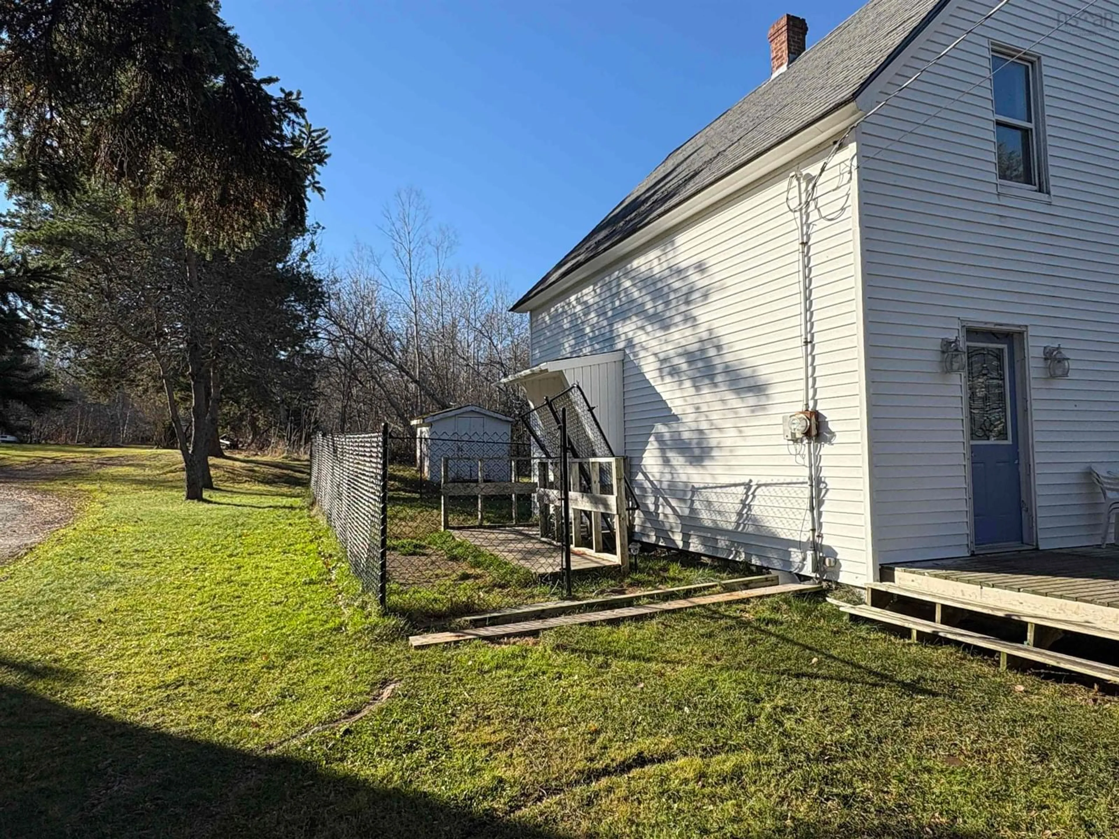 A pic from outside/outdoor area/front of a property/back of a property/a pic from drone, unknown for 19 Ash Rd, Thorburn Nova Scotia B0K 1W0