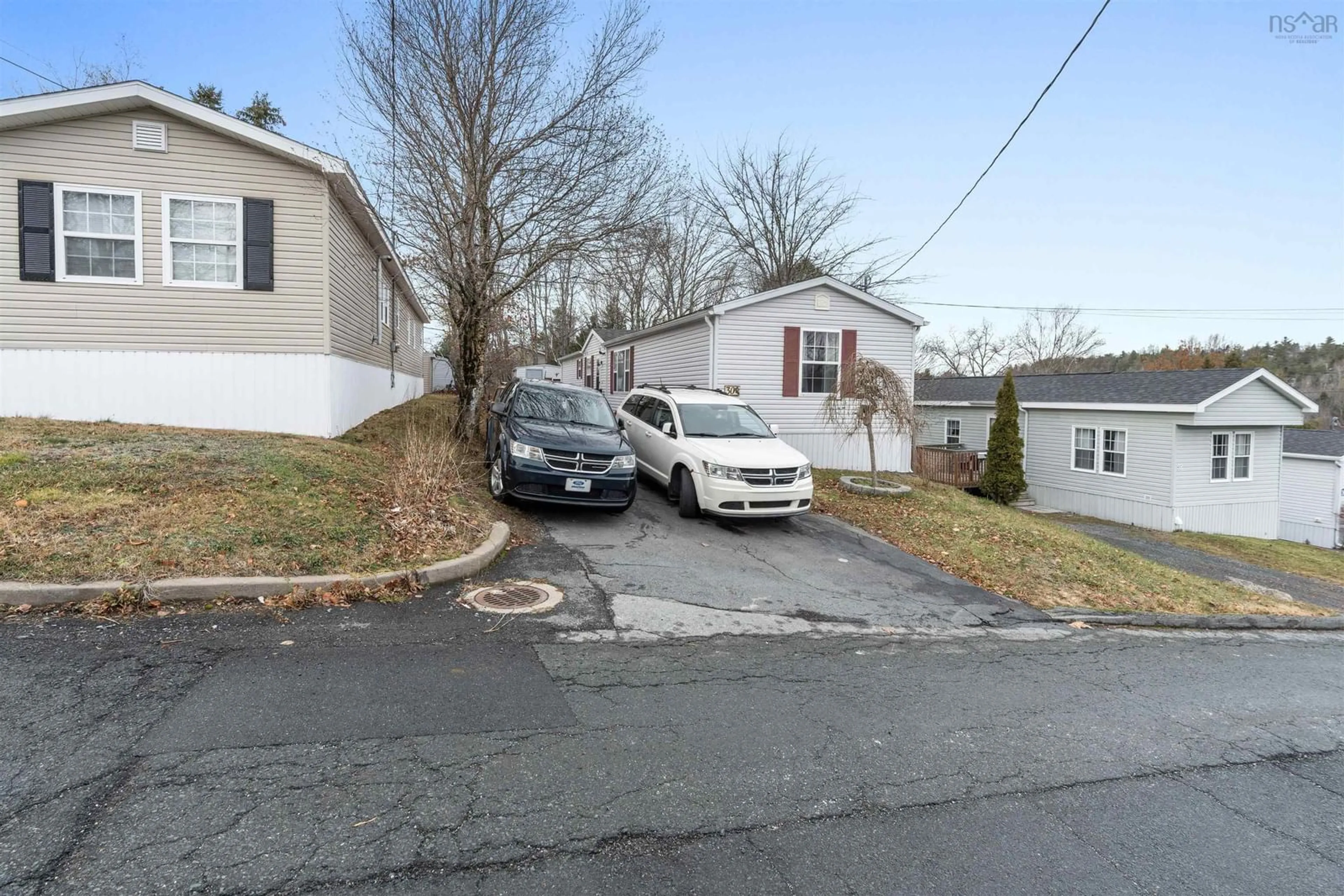 Parking for 30 Stanley St, Sackville Nova Scotia B4E 1E9
