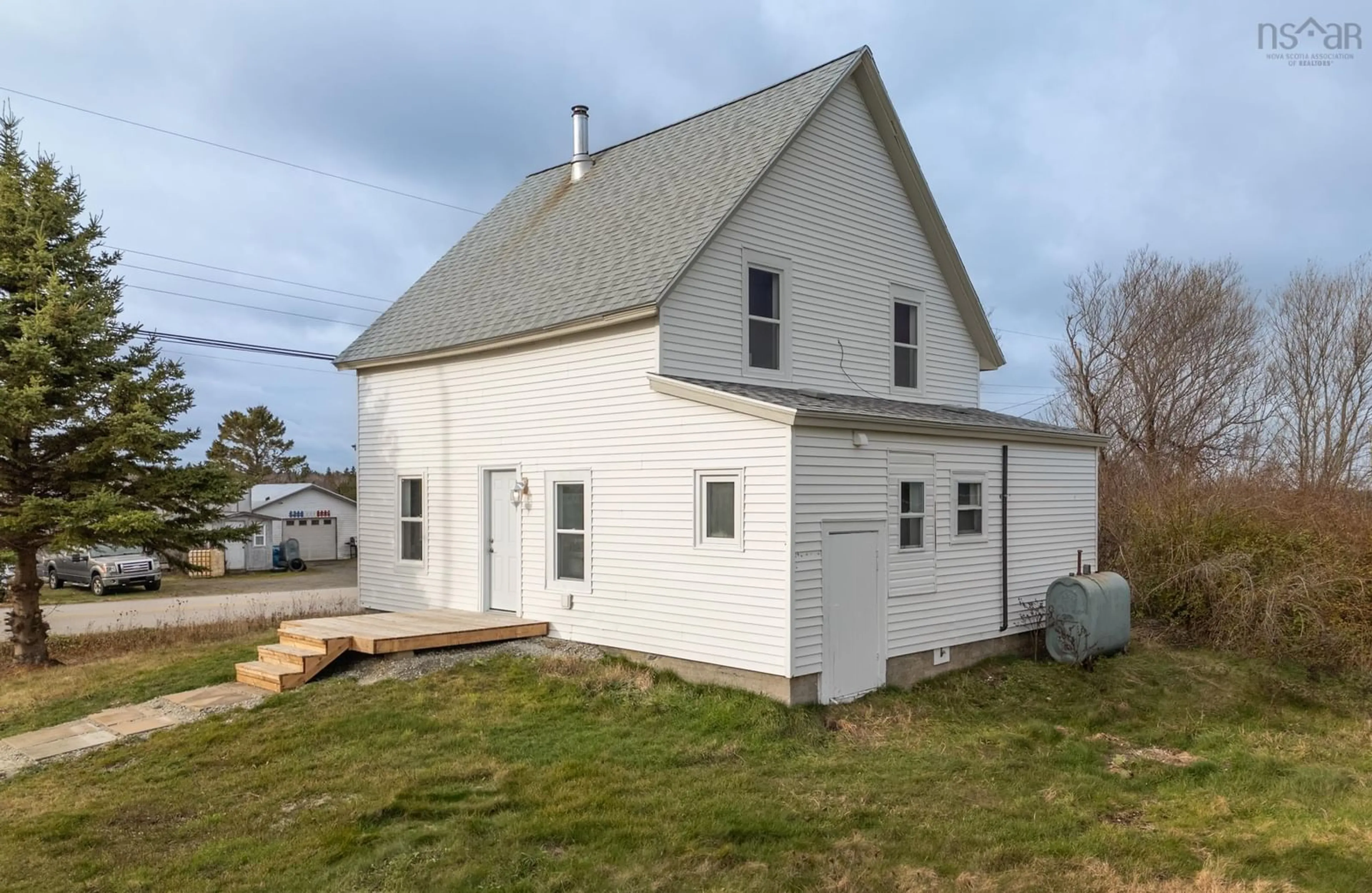 Home with vinyl exterior material, building for 755 Saulnierville Rd, Saulnierville Station Nova Scotia B0W 2Z0