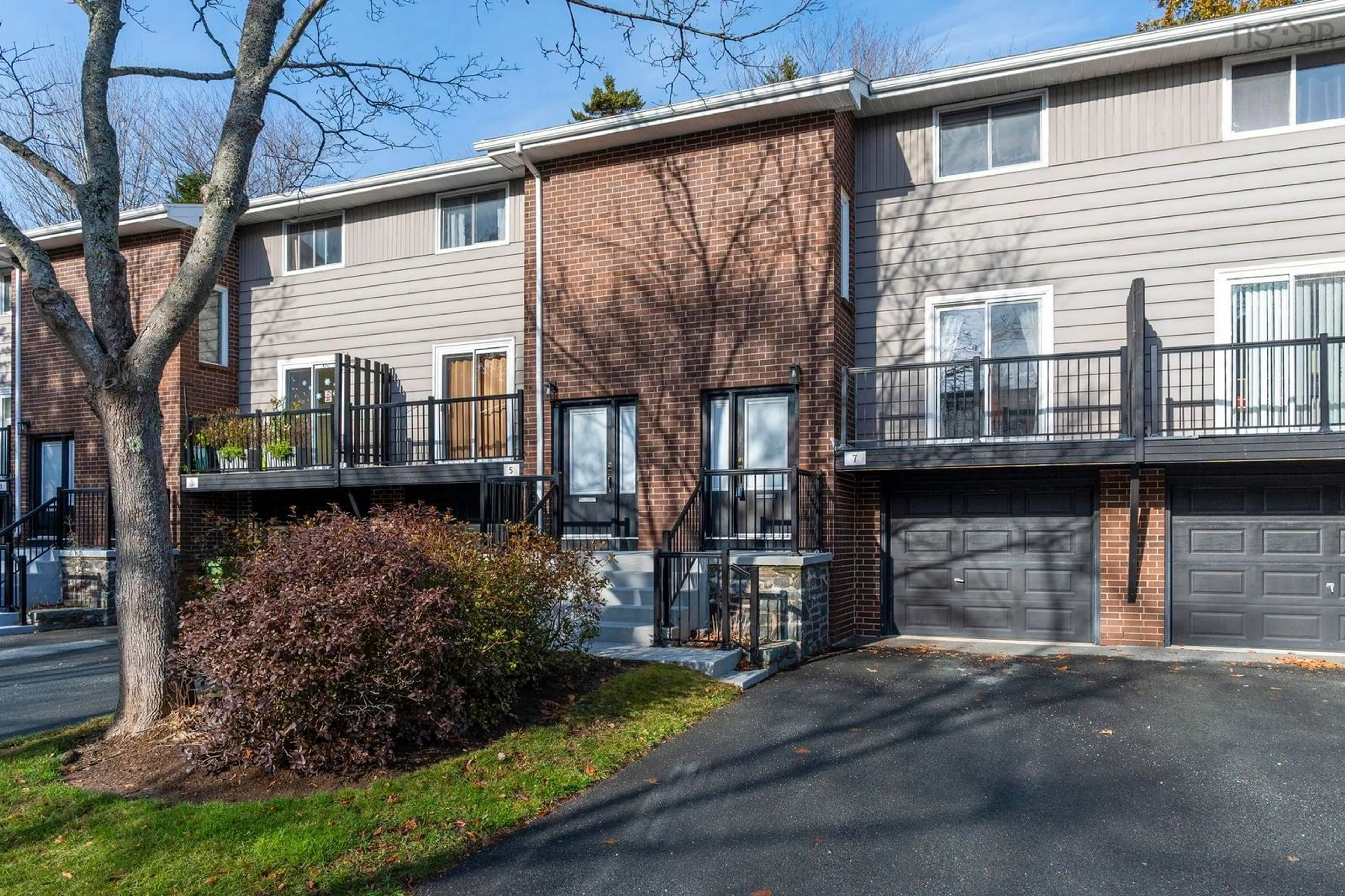 Home with vinyl exterior material, street for 7 Braeside Lane, Clayton Park Nova Scotia B3M 3J6