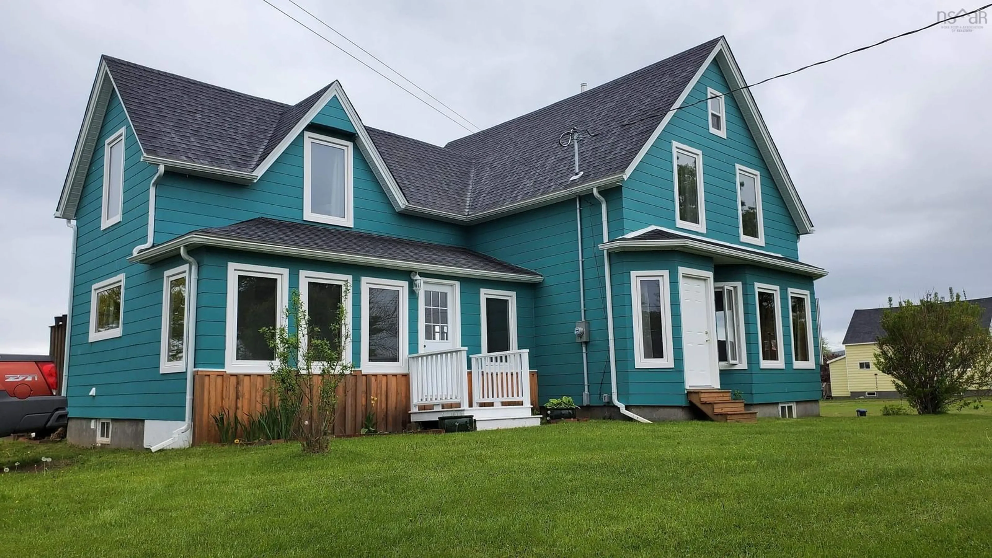 Home with vinyl exterior material, building for 3498 209 Hwy, Advocate Harbour Nova Scotia B0M 1S0