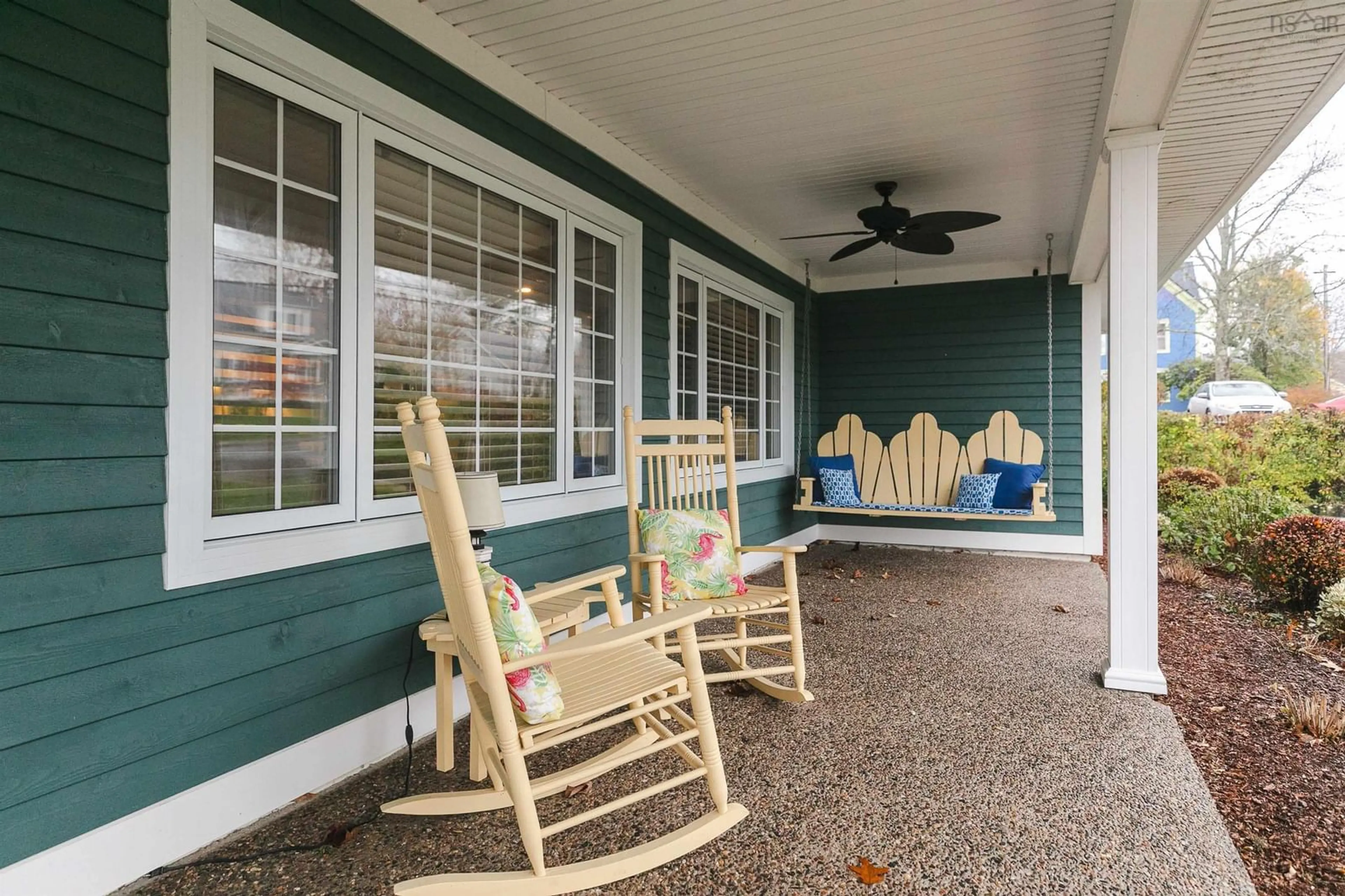 Patio, unknown for 45 Pleasant St, Mahone Bay Nova Scotia B0J 2E0