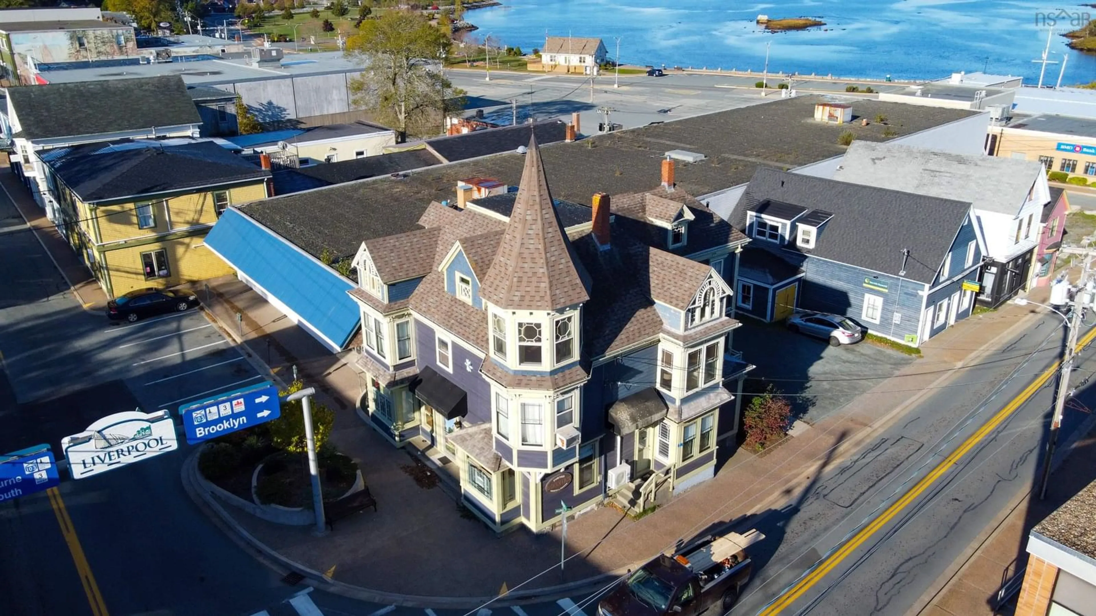 A pic from outside/outdoor area/front of a property/back of a property/a pic from drone, building for 190 Main St, Liverpool Nova Scotia B0T 1K0