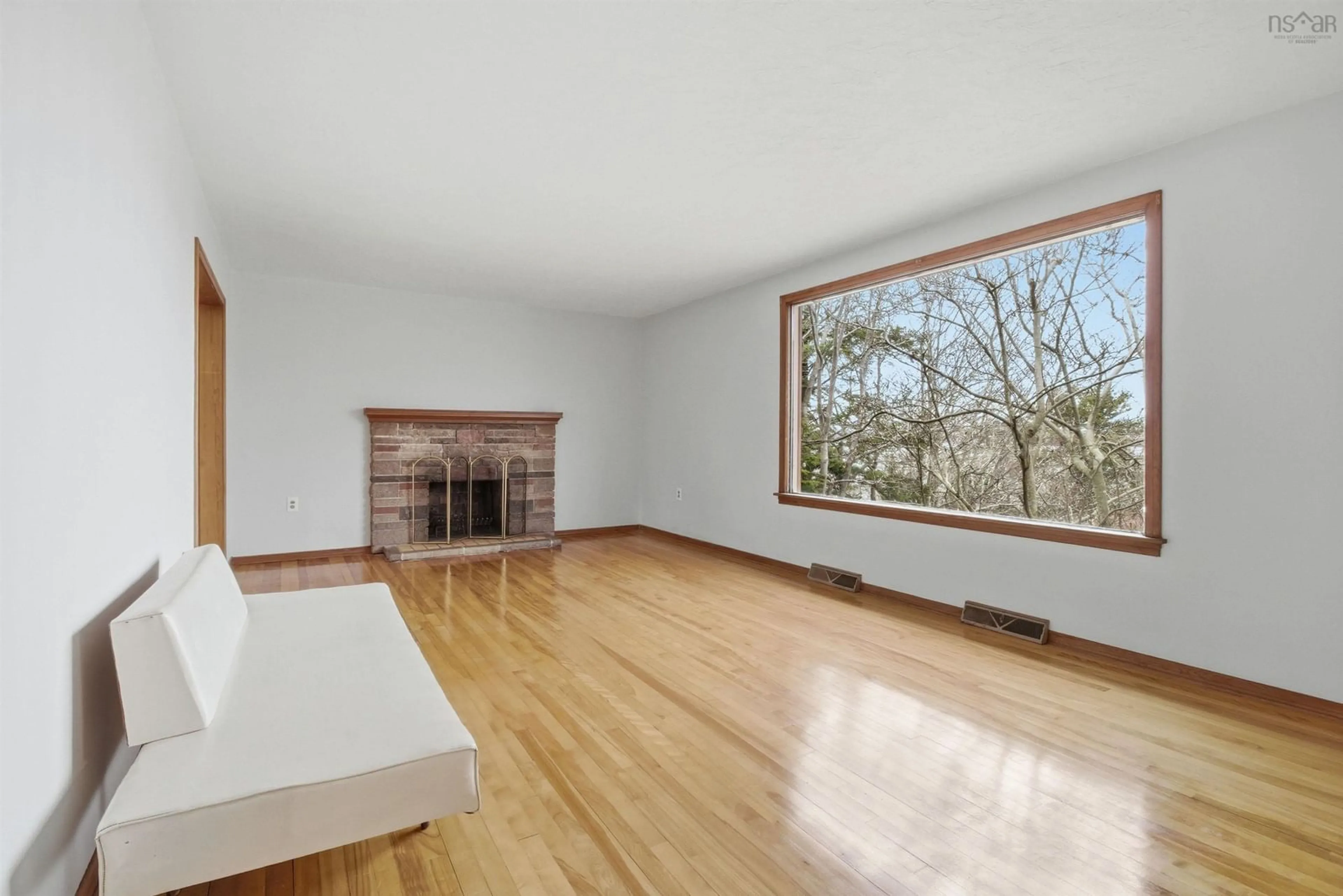 A pic of a room for 17 Laurentide Dr, Clayton Park Nova Scotia B3M 2M9