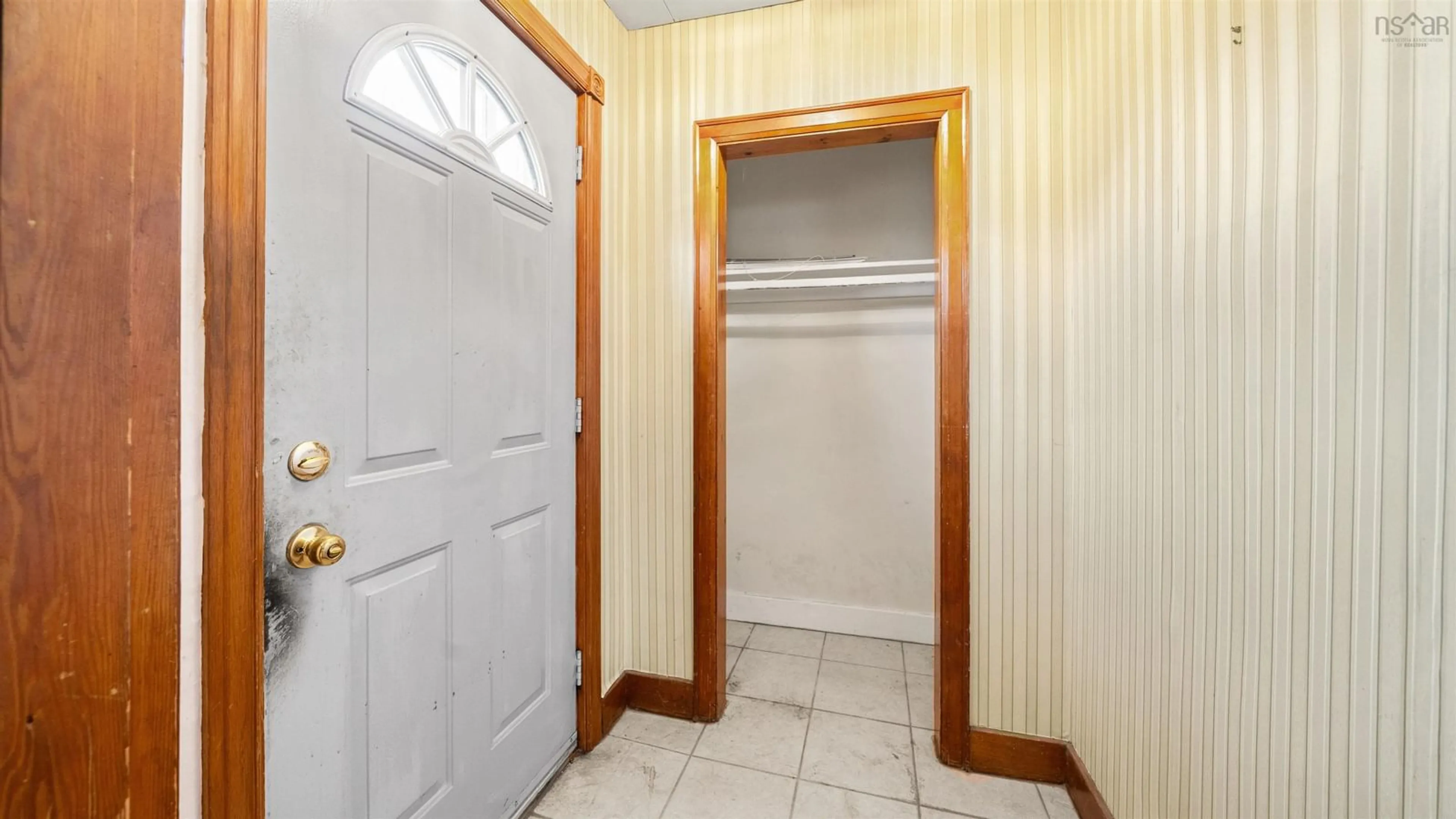 Unknown for 11 Harbour Dr, Dartmouth Nova Scotia B2Y 3N8