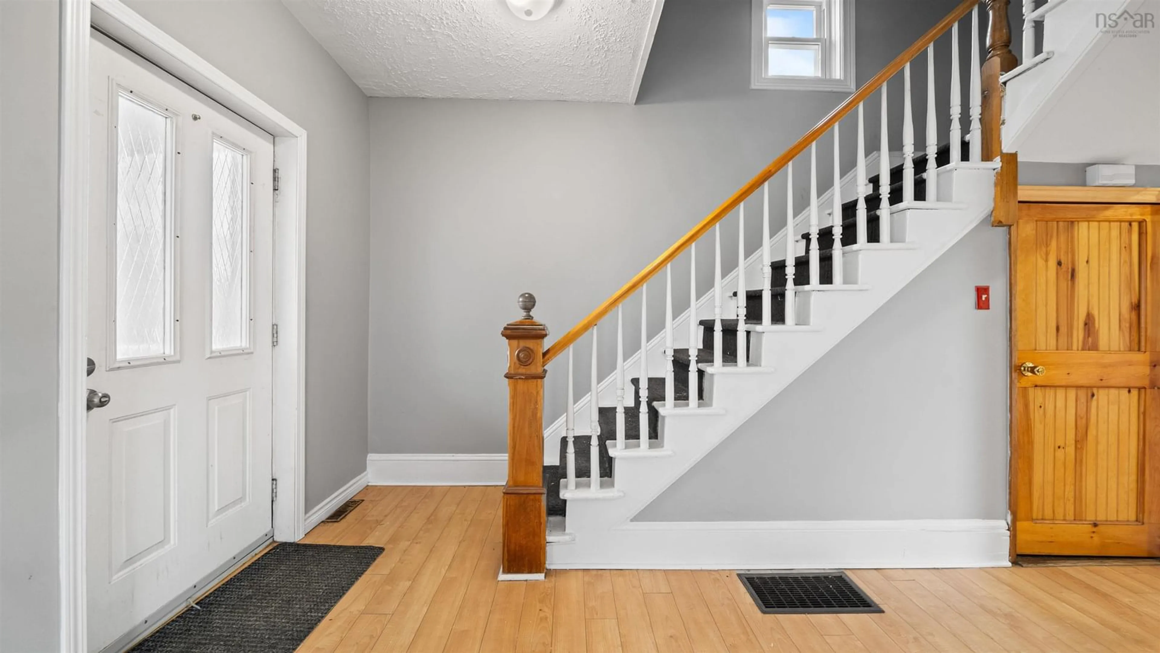 Unknown for 62 Maple Ave, New Glasgow Nova Scotia B2H 2B2