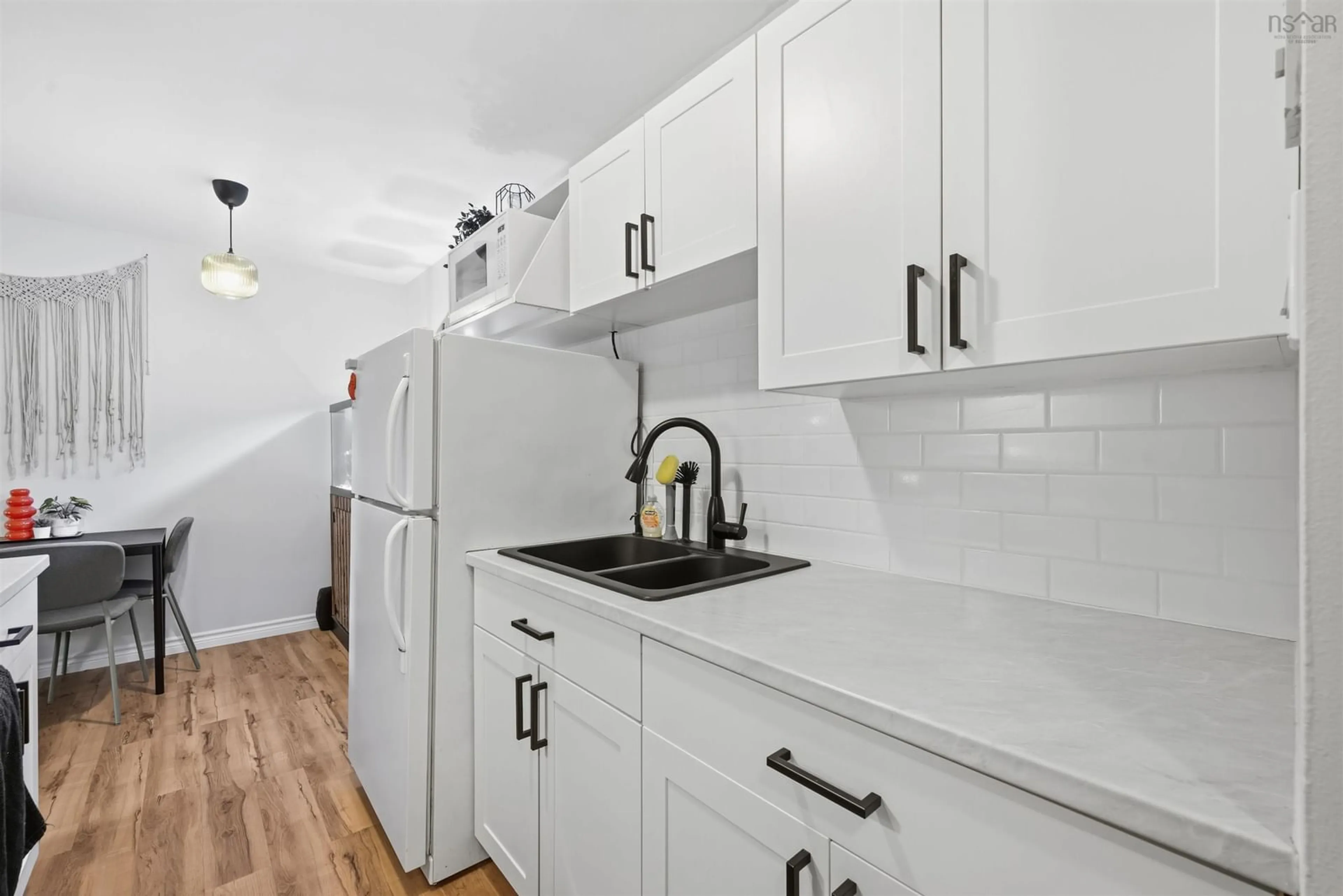 Standard kitchen, ceramic/tile floor for 120-7 Jamieson St, Dartmouth Nova Scotia B3A 4L2