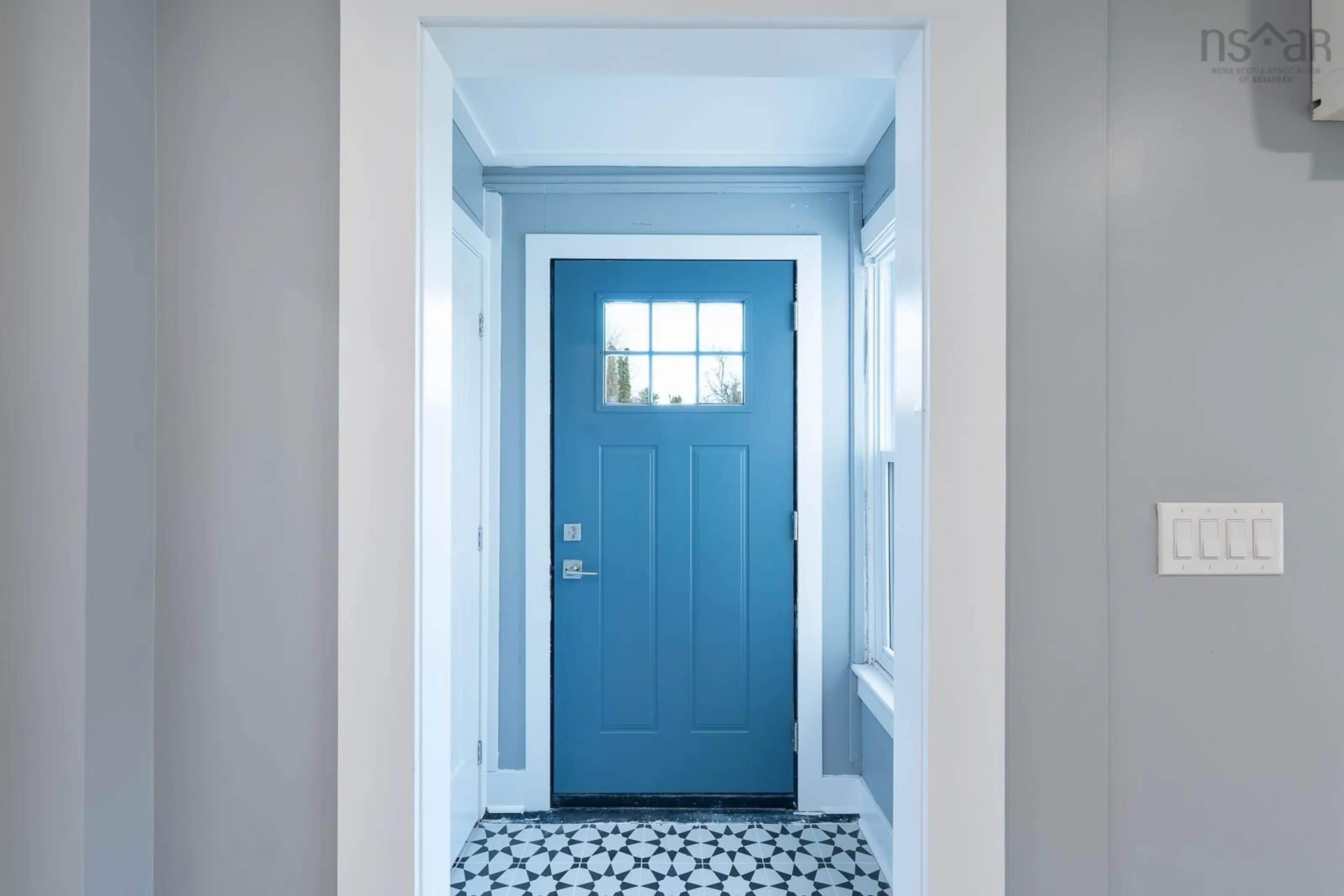 Indoor entryway for 14096 Highway 1, Hants Border Nova Scotia B0P 1P0