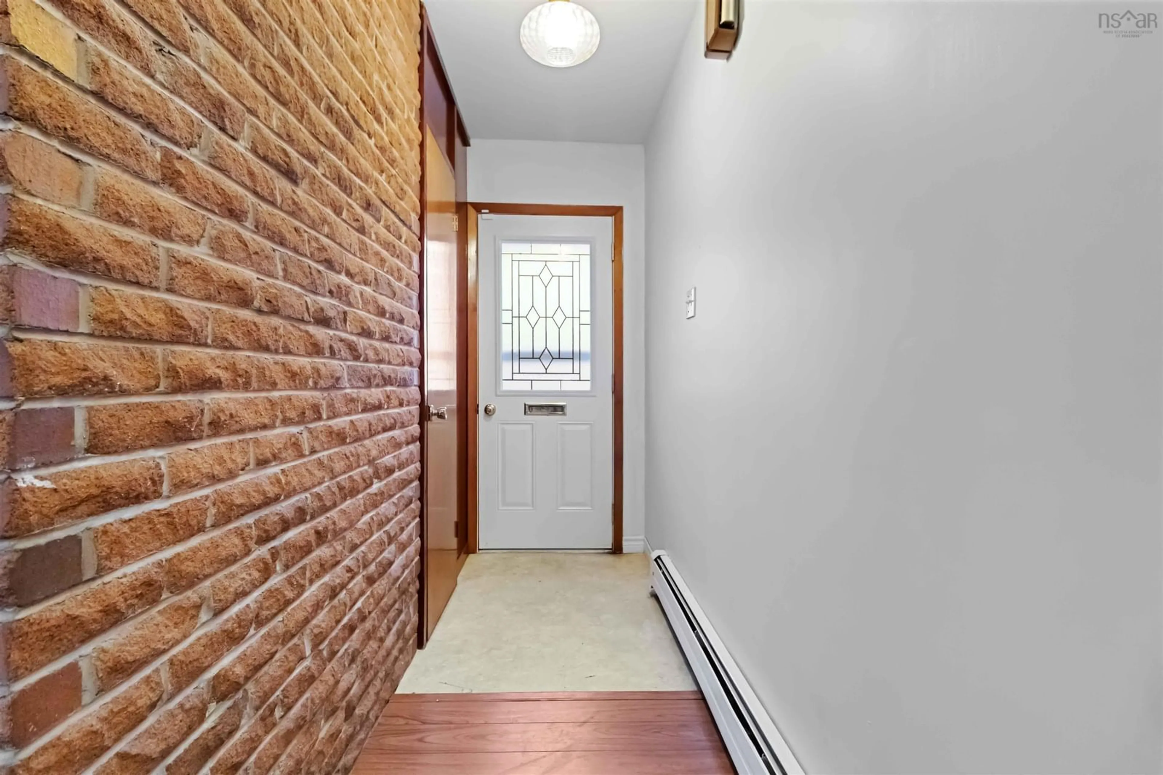 Indoor entryway for 12 Belvedere Dr, Lower Sackville Nova Scotia B4C 2M1