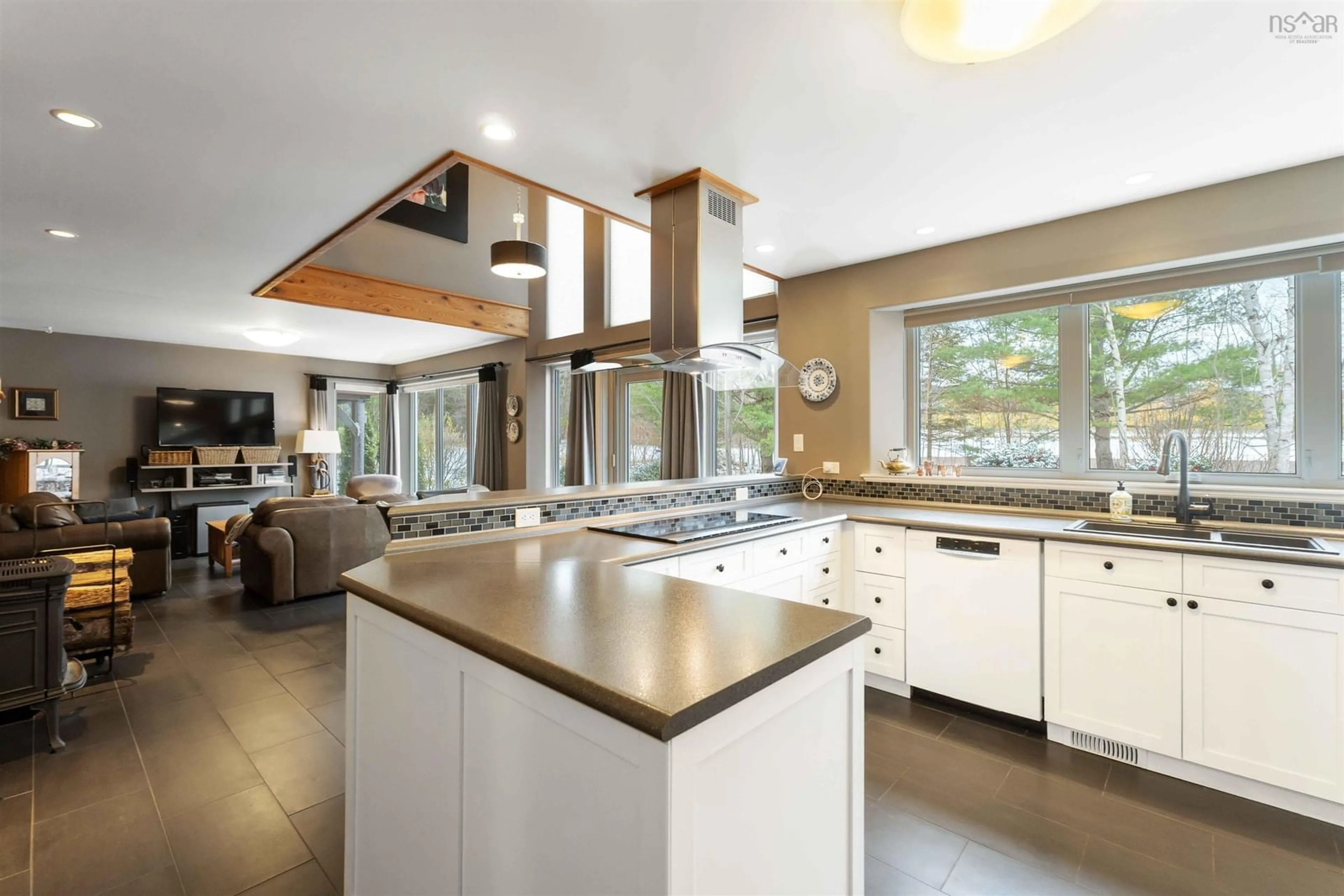 Open concept kitchen, ceramic/tile floor for 822 Cleveland Rd, Windermere Nova Scotia B0P 1E0