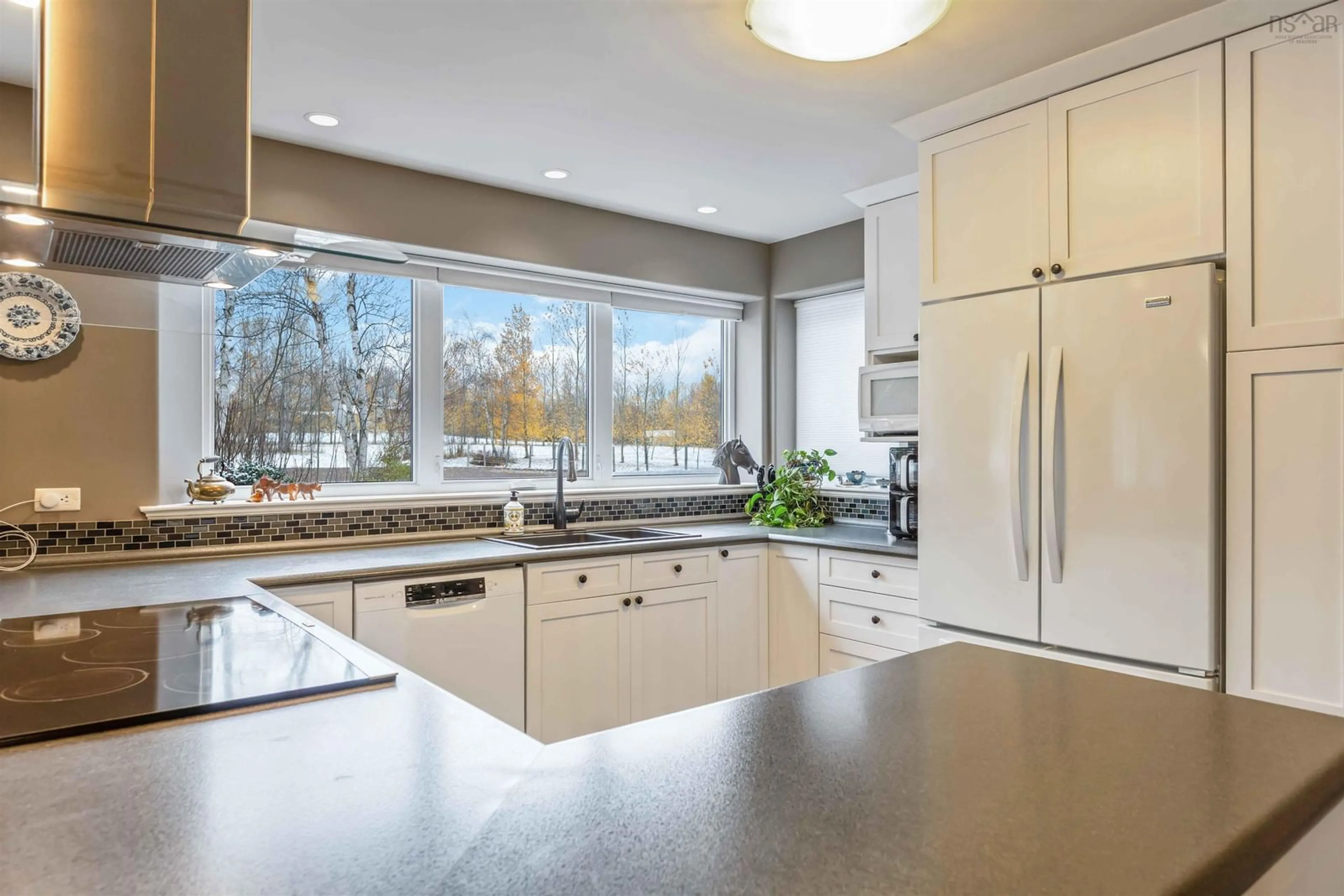 Open concept kitchen, unknown for 822 Cleveland Rd, Windermere Nova Scotia B0P 1E0
