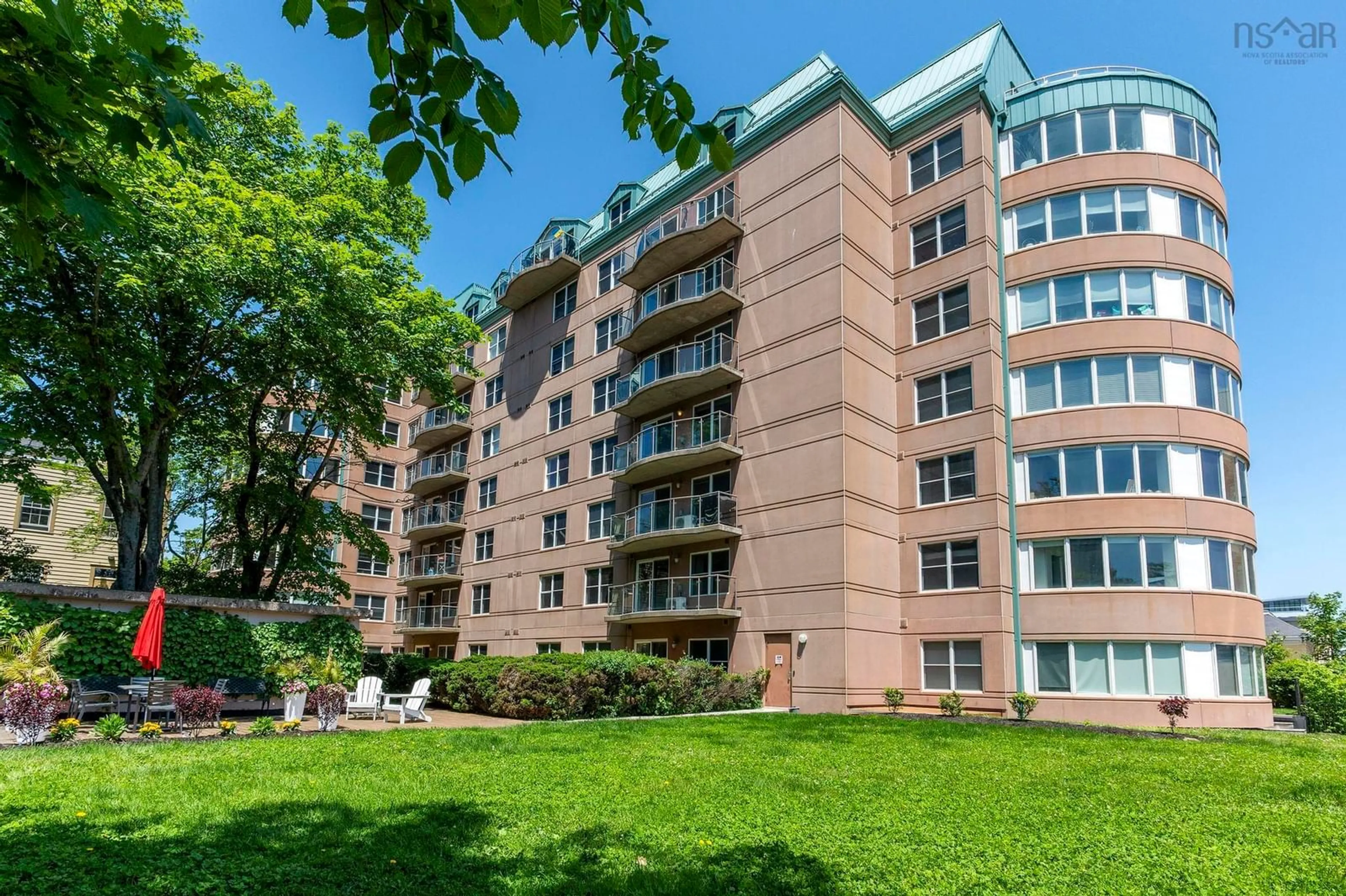 Patio, building for 5234 Morris St #207, Halifax Nova Scotia B3J 0A3