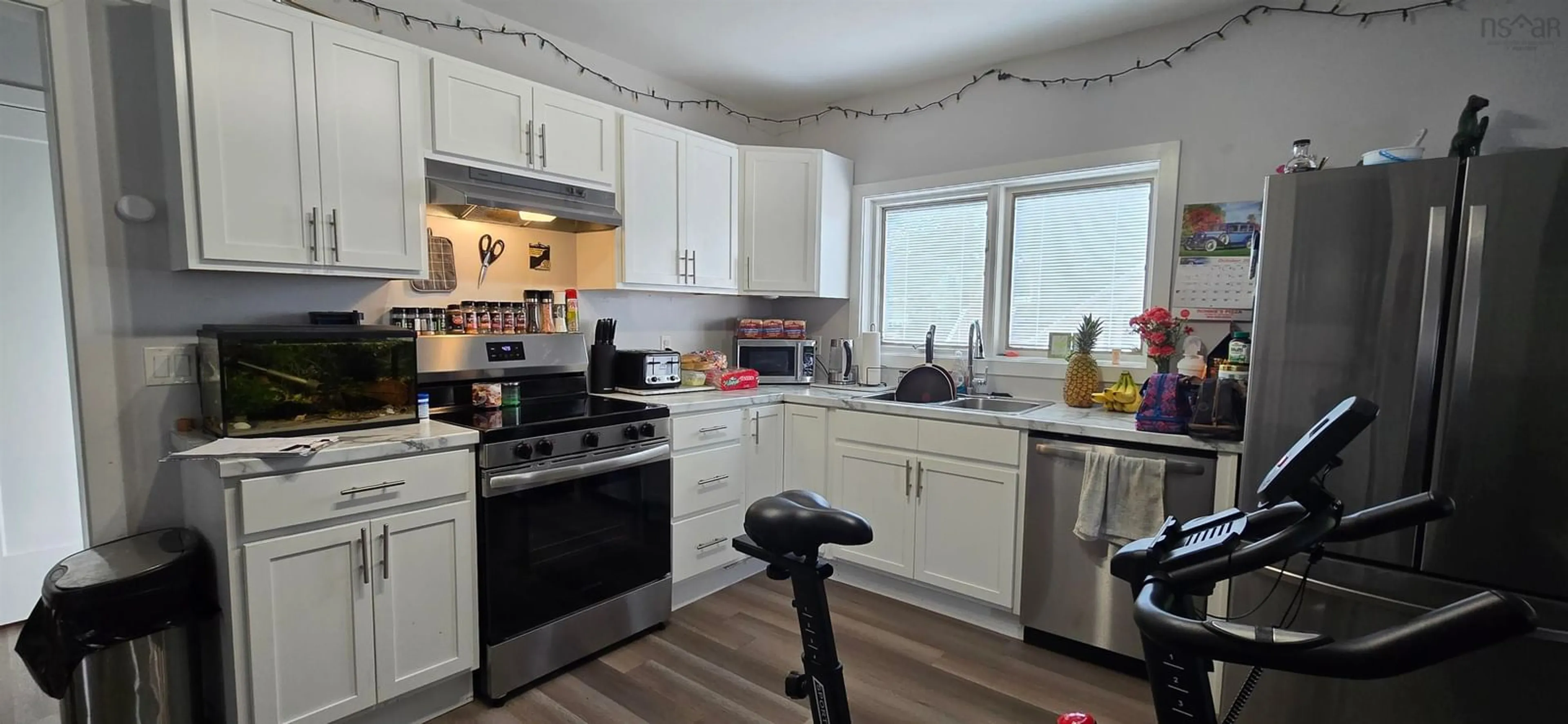 Unknown for 3322,3324,3326 Robie St, Halifax Nova Scotia B3K 4R9