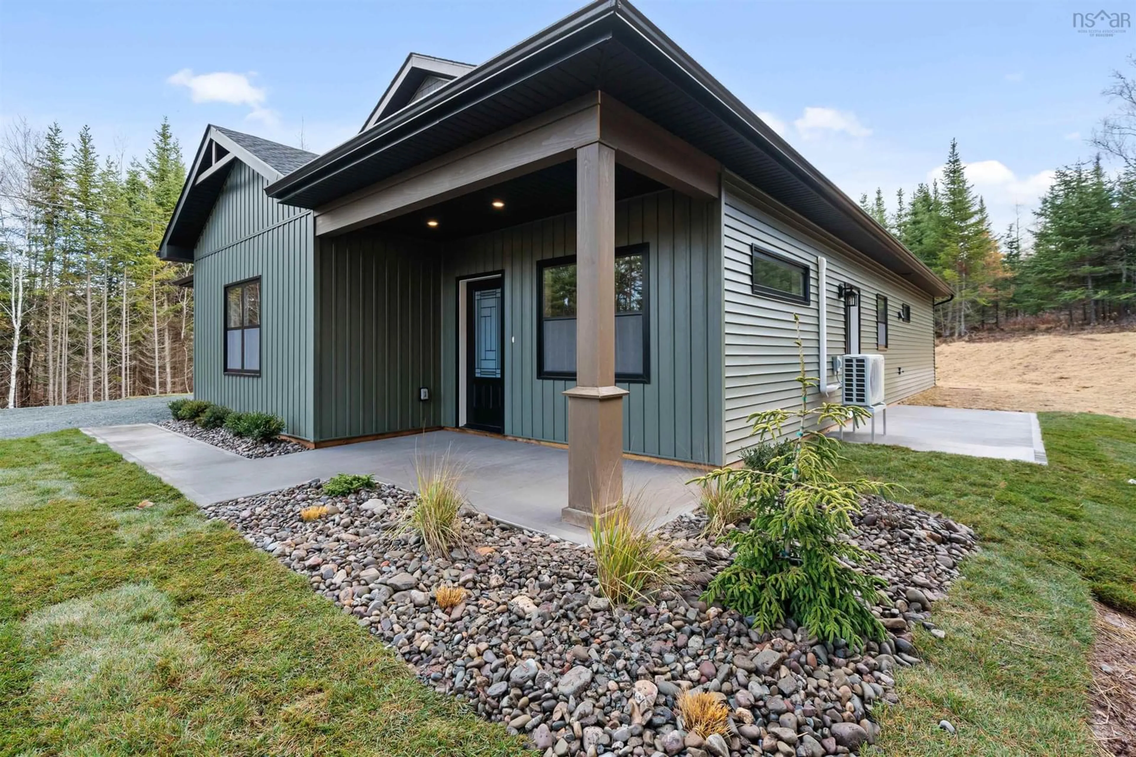 Home with vinyl exterior material, unknown for 680 Kennedy Ridge, Hilden Nova Scotia B0N 1C0