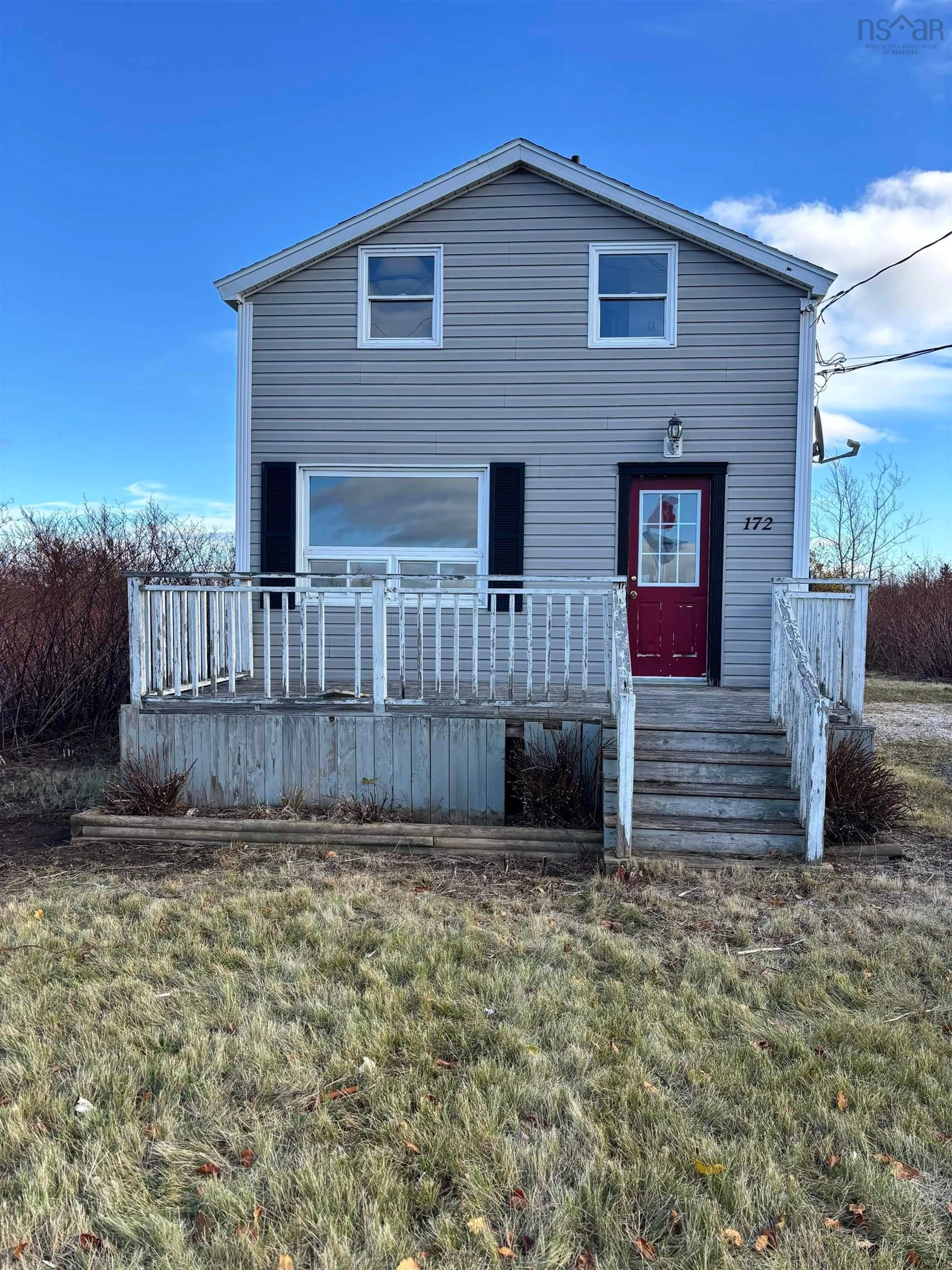 Home with vinyl exterior material, building for 172 Main St, Reserve Mines Nova Scotia B1E 1C1