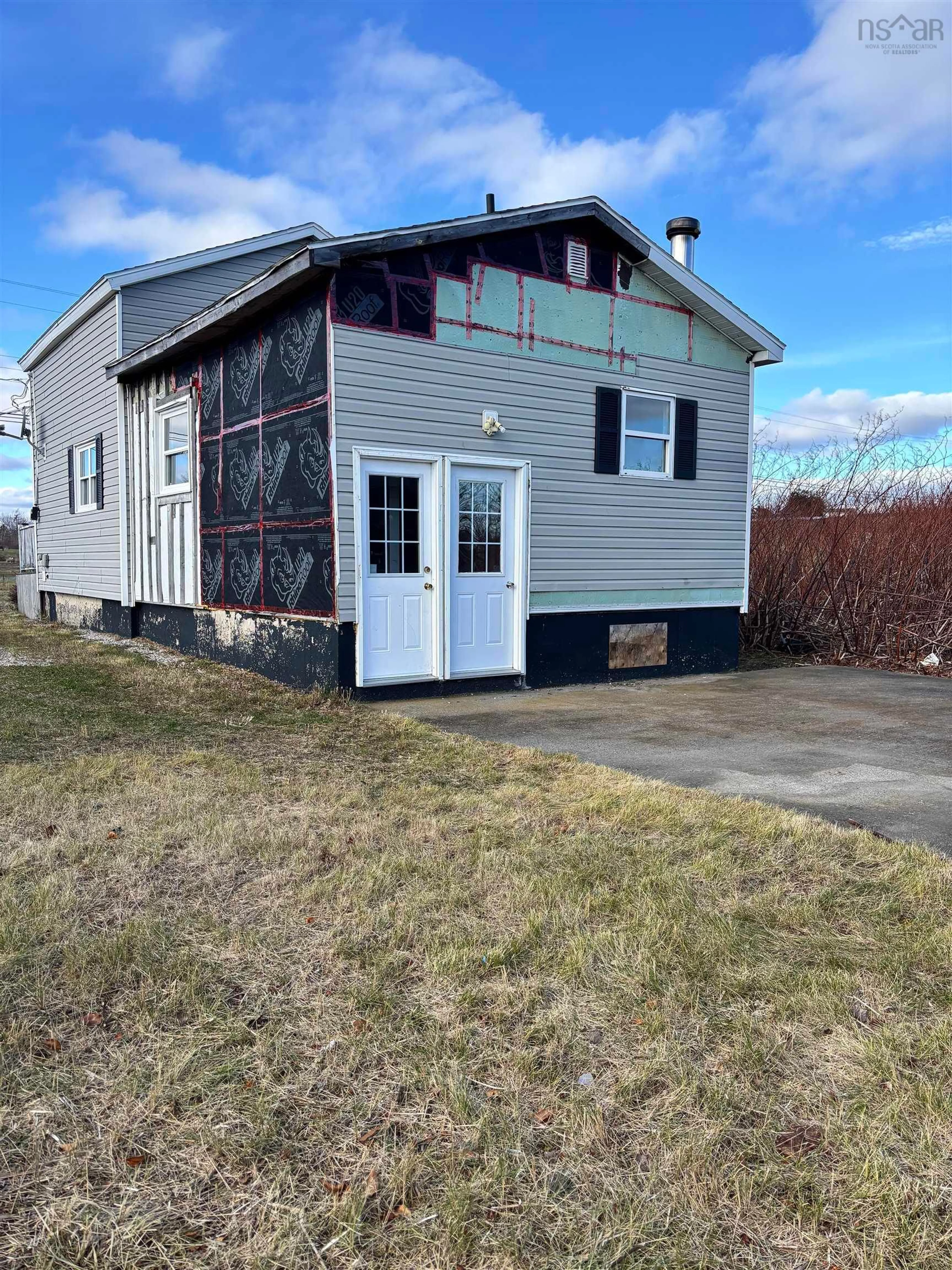 Unknown for 172 Main St, Reserve Mines Nova Scotia B1E 1C1