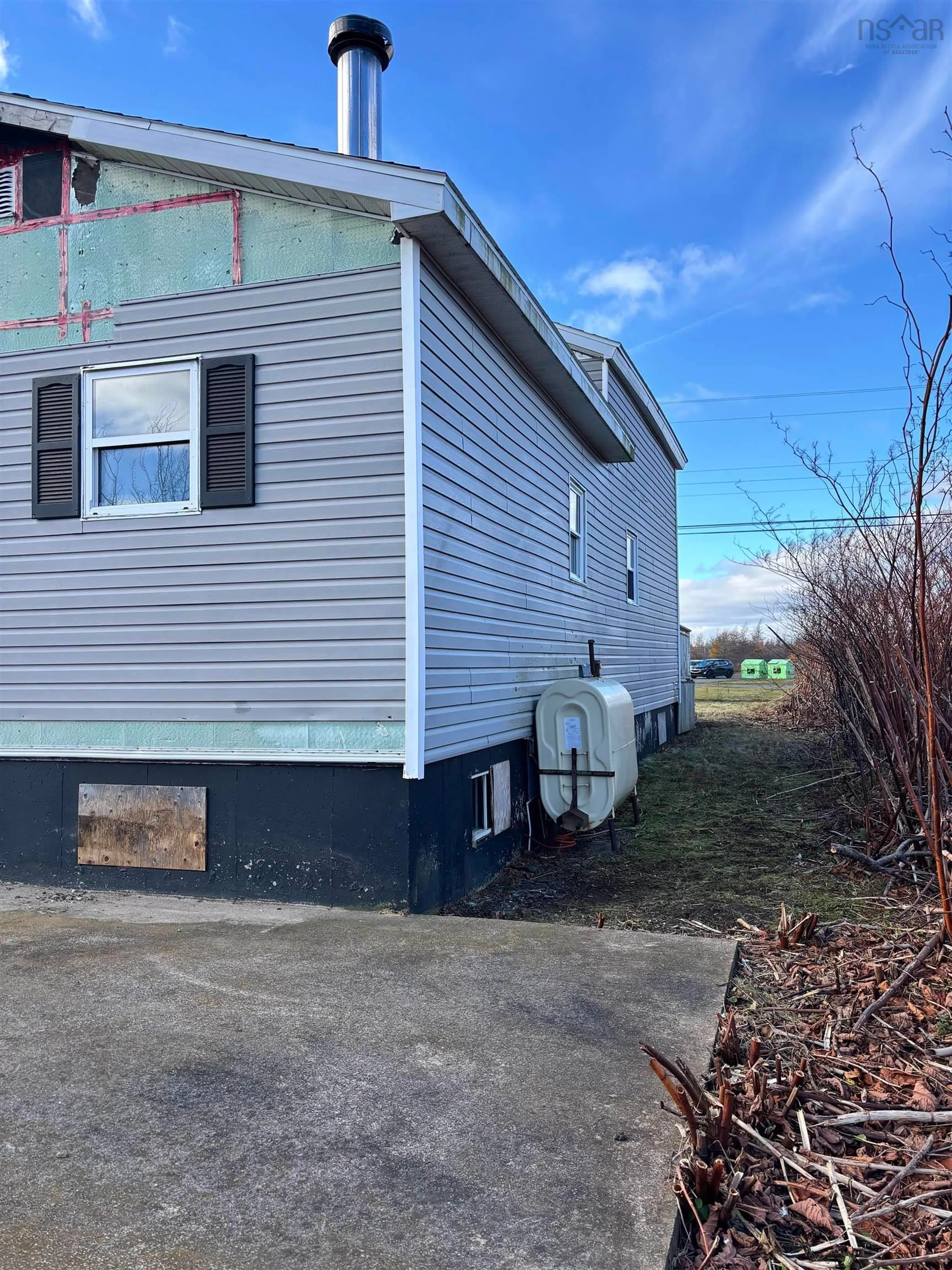 Home with vinyl exterior material, street for 172 Main St, Reserve Mines Nova Scotia B1E 1C1