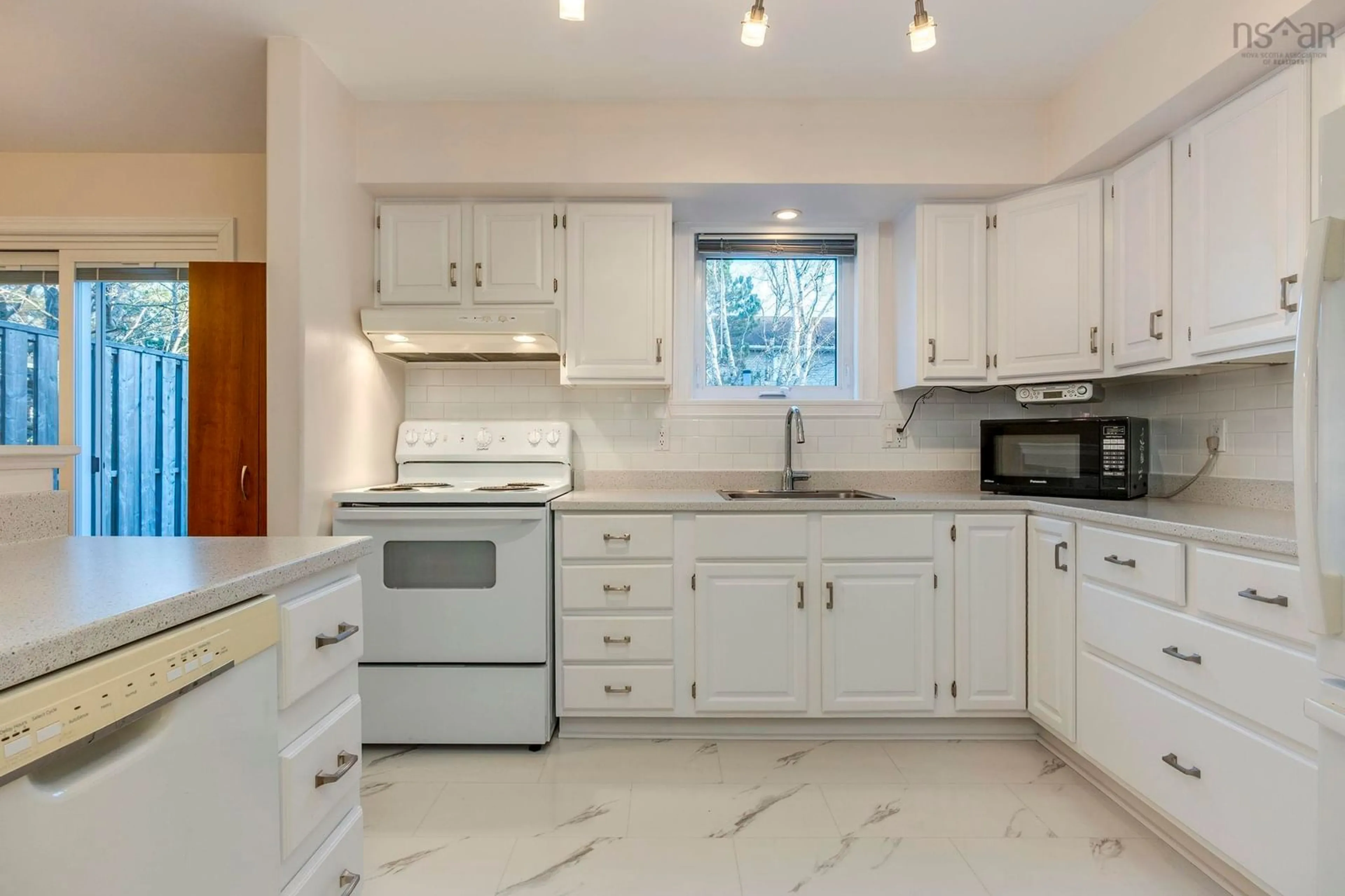 Open concept kitchen, ceramic/tile floor for 42 Colonna Pl, Dartmouth Nova Scotia B2X 3H7