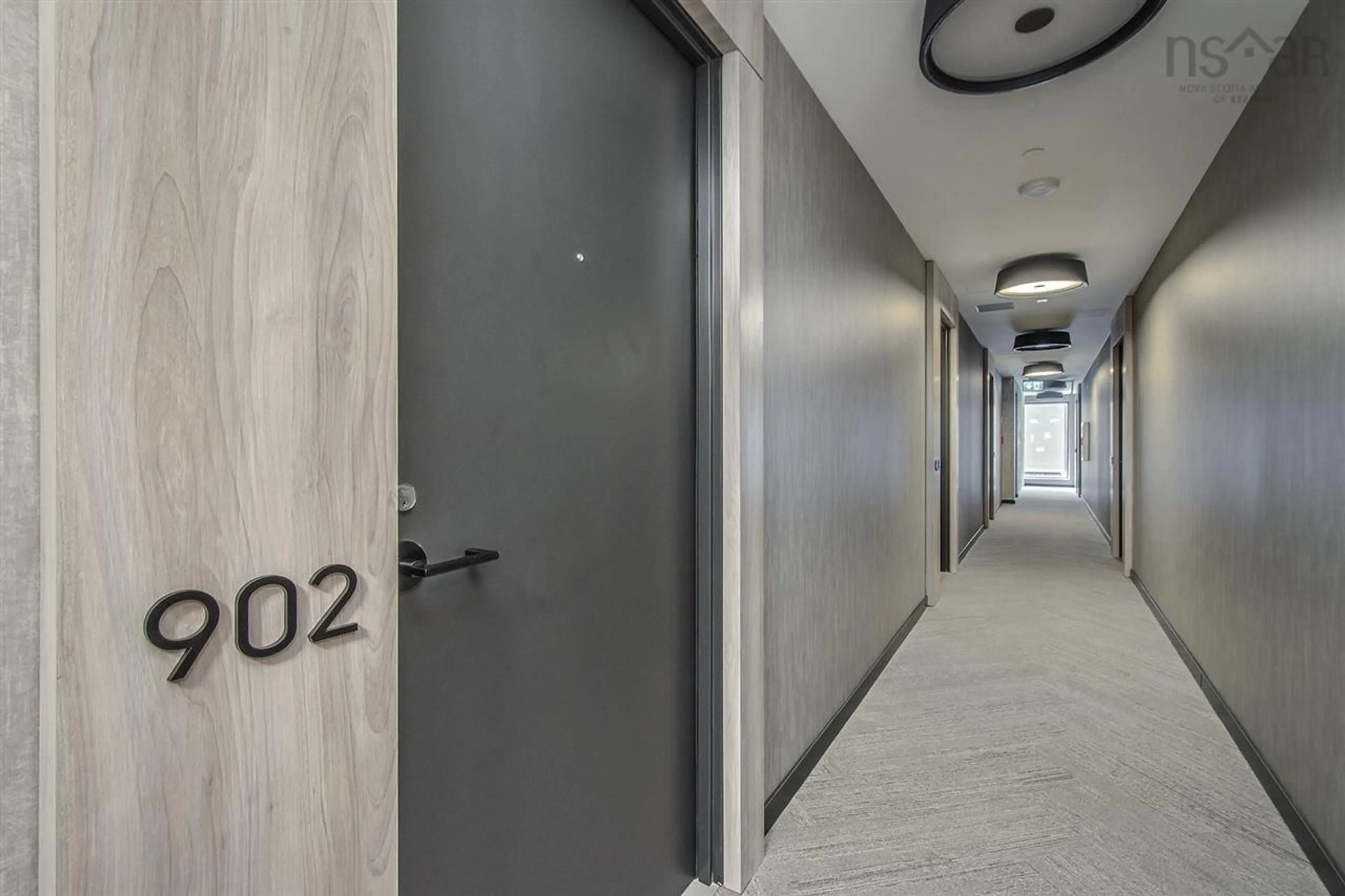 Indoor foyer for 1650 Granville St #902, Halifax Nova Scotia B3J 0E1