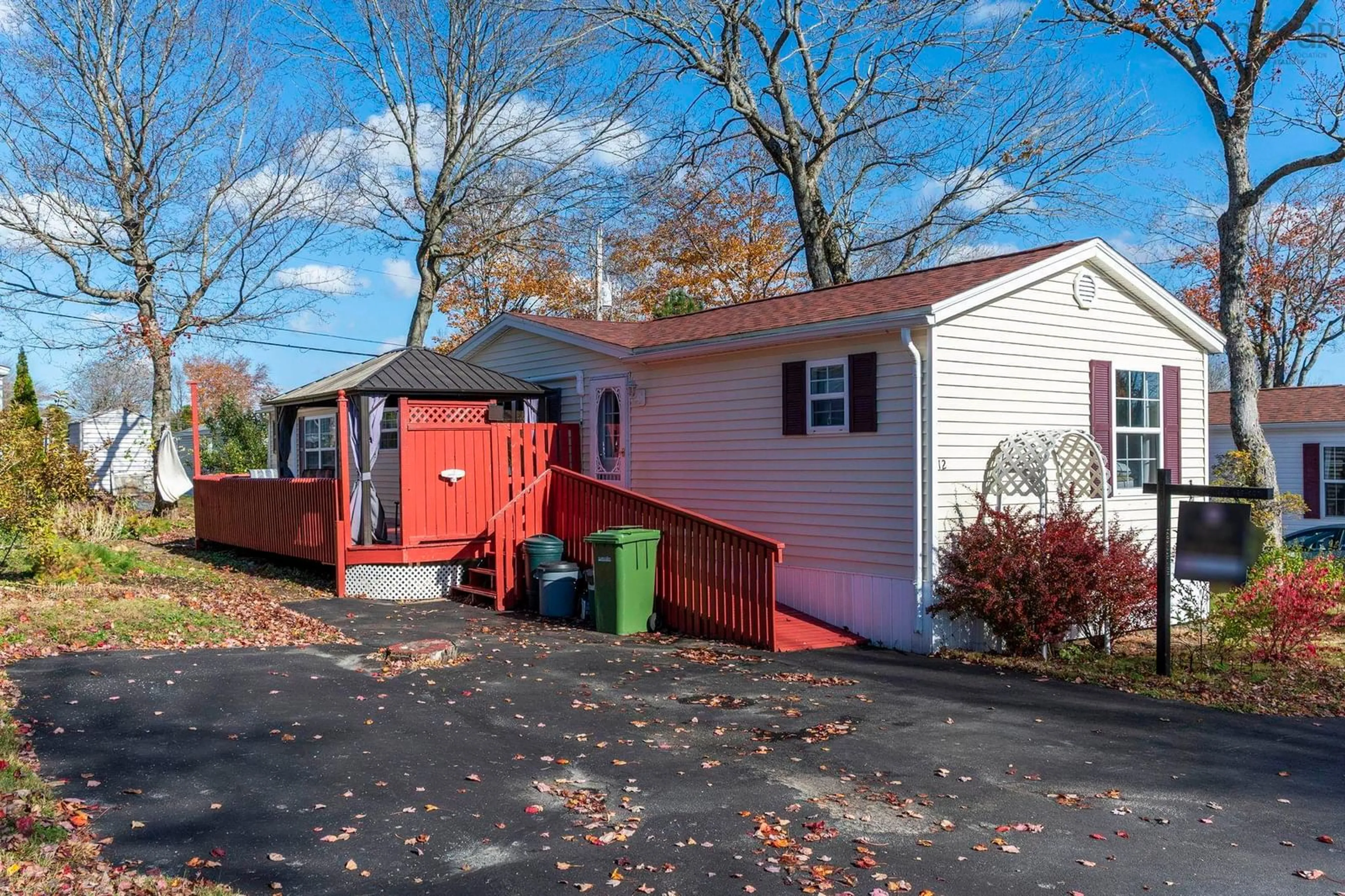 Unknown for 12 Eighth St, Lucasville Nova Scotia B4B 1R4