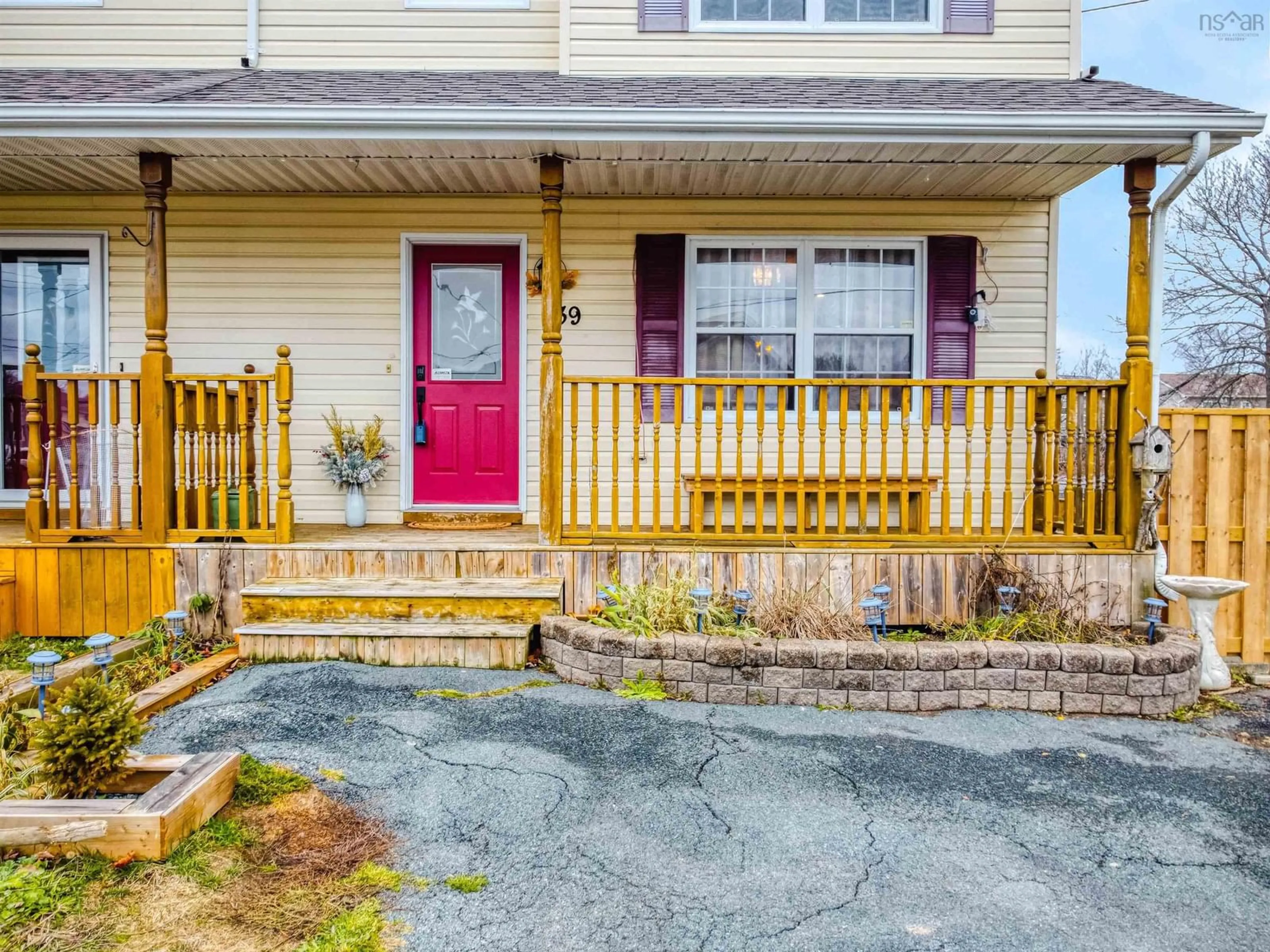 Home with vinyl exterior material, street for 139 Brentwood Ave, Timberlea Nova Scotia B3T 1E5