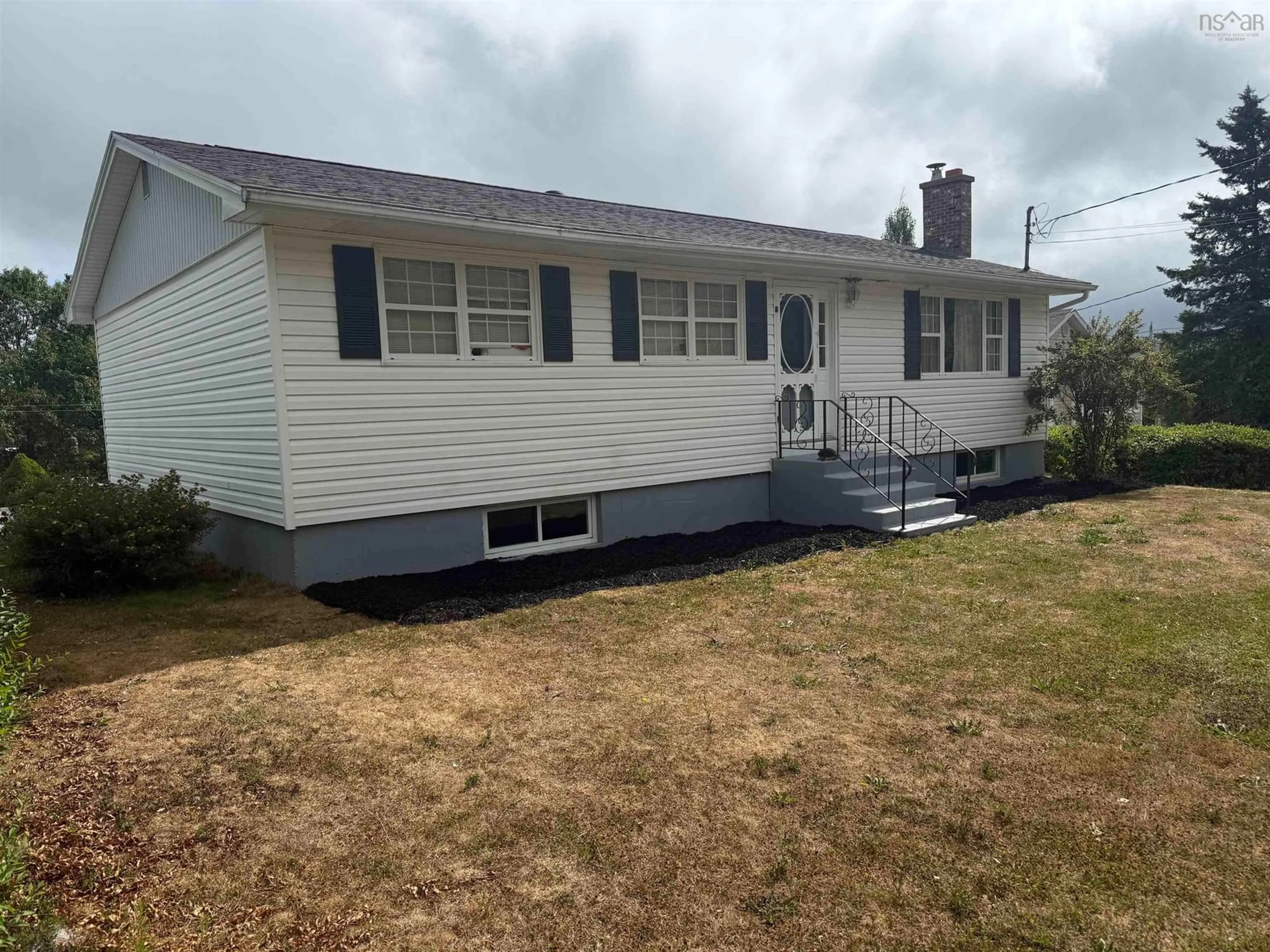 Home with vinyl exterior material, unknown for 21 John Murray Dr, Enfield Nova Scotia B2T 1C9